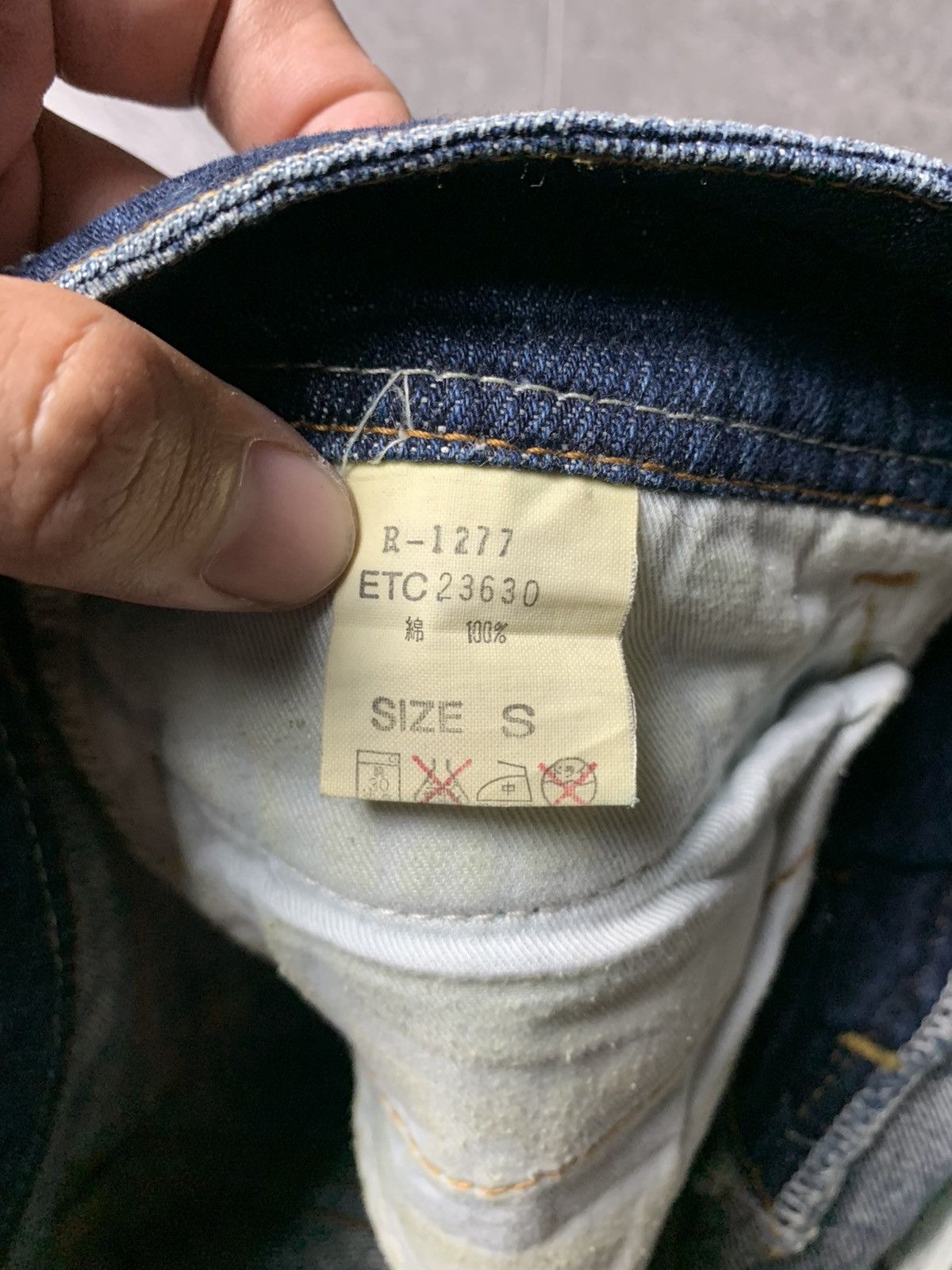 Japanese Brand 2000s RNA Japan Mud Washed Bootcut Jeans Size US 27 - 6 Thumbnail