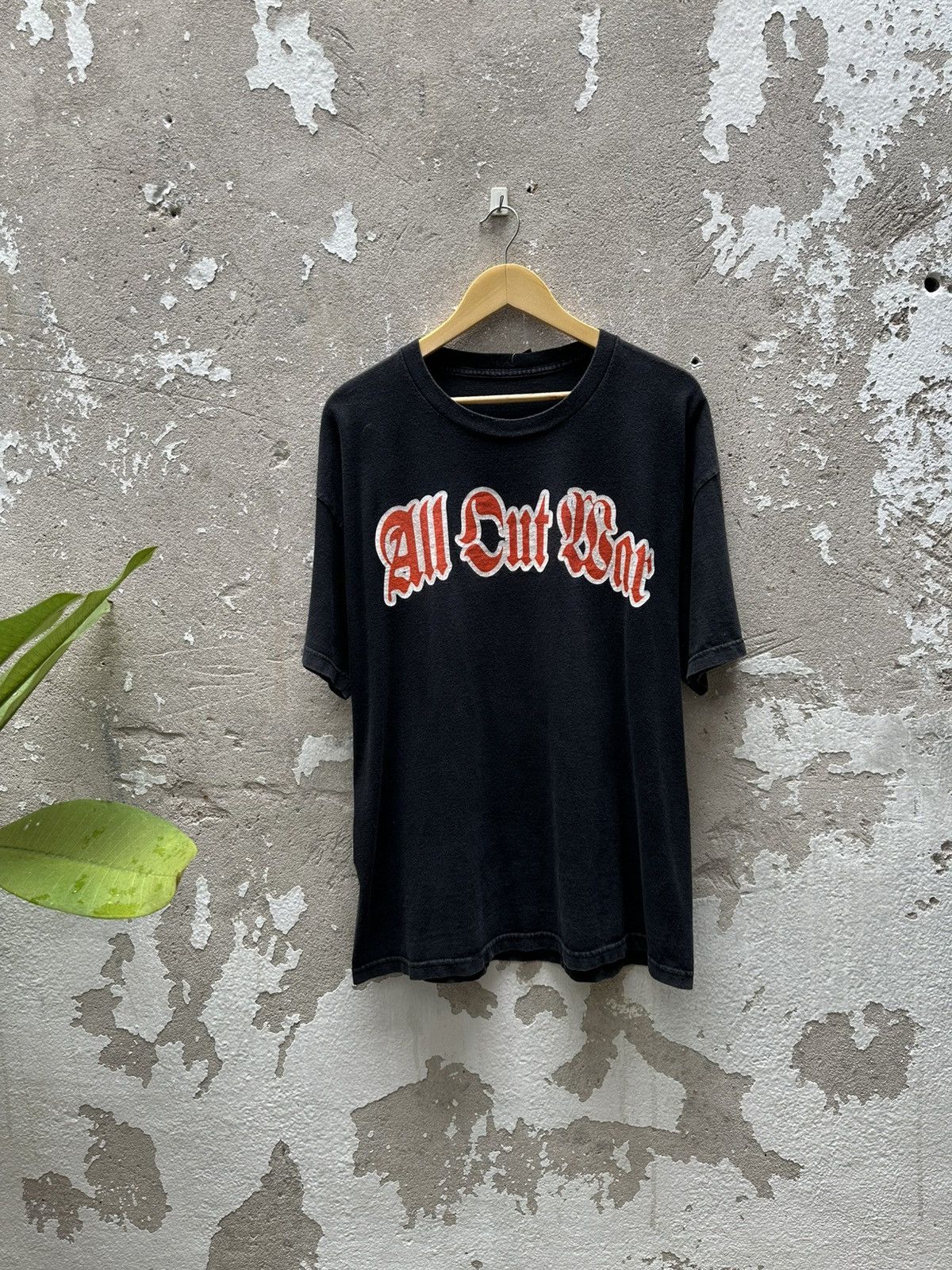Band Tees Vintage All Out War American Metalcore Band Tees Size US XL / EU 56 / 4 - 2 Thumbnail