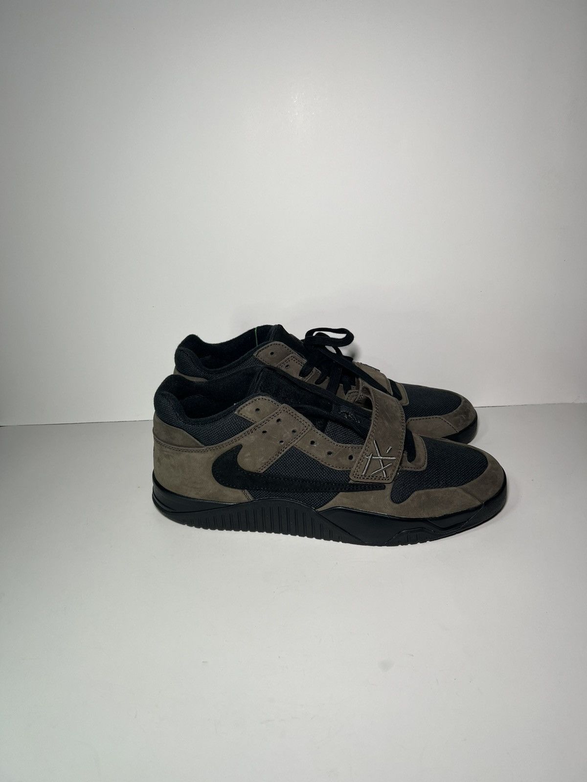 Nike × Travis Scott Jordan Jumpman Jack TR(t-rexx) Travis Scott "Dark Mocha" Size US 13 / EU 46 - 3 Thumbnail