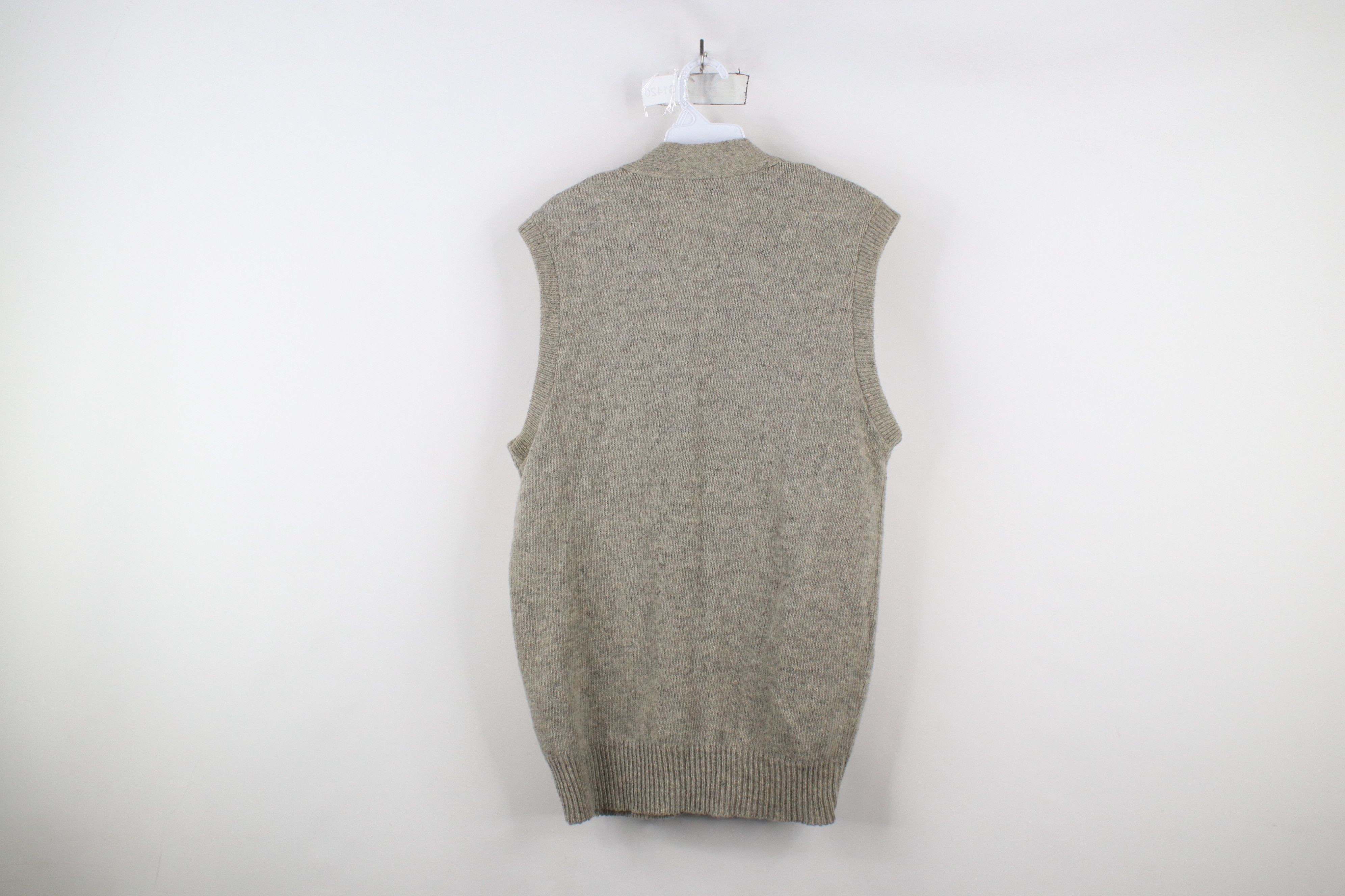 Vintage Vintage 50s 60s Streetwear Cardigan Sweater Vest Gray USA Size US M / EU 48-50 / 2 - 11 Thumbnail