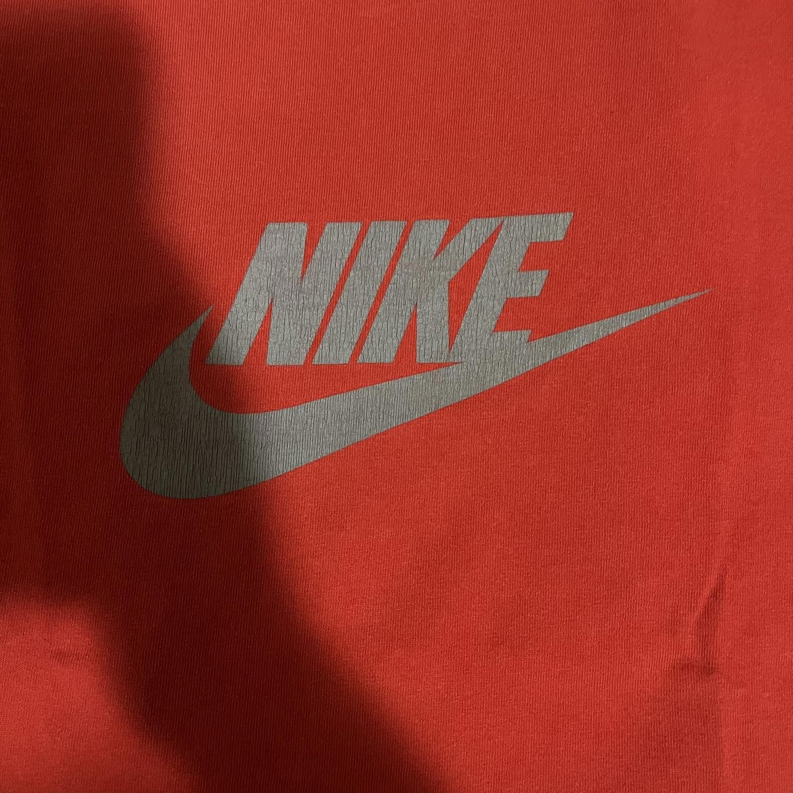 Nike Vtg 00s Red Nike Swoosh Tee M Honduras Size US M / EU 48-50 / 2 - 3 Thumbnail