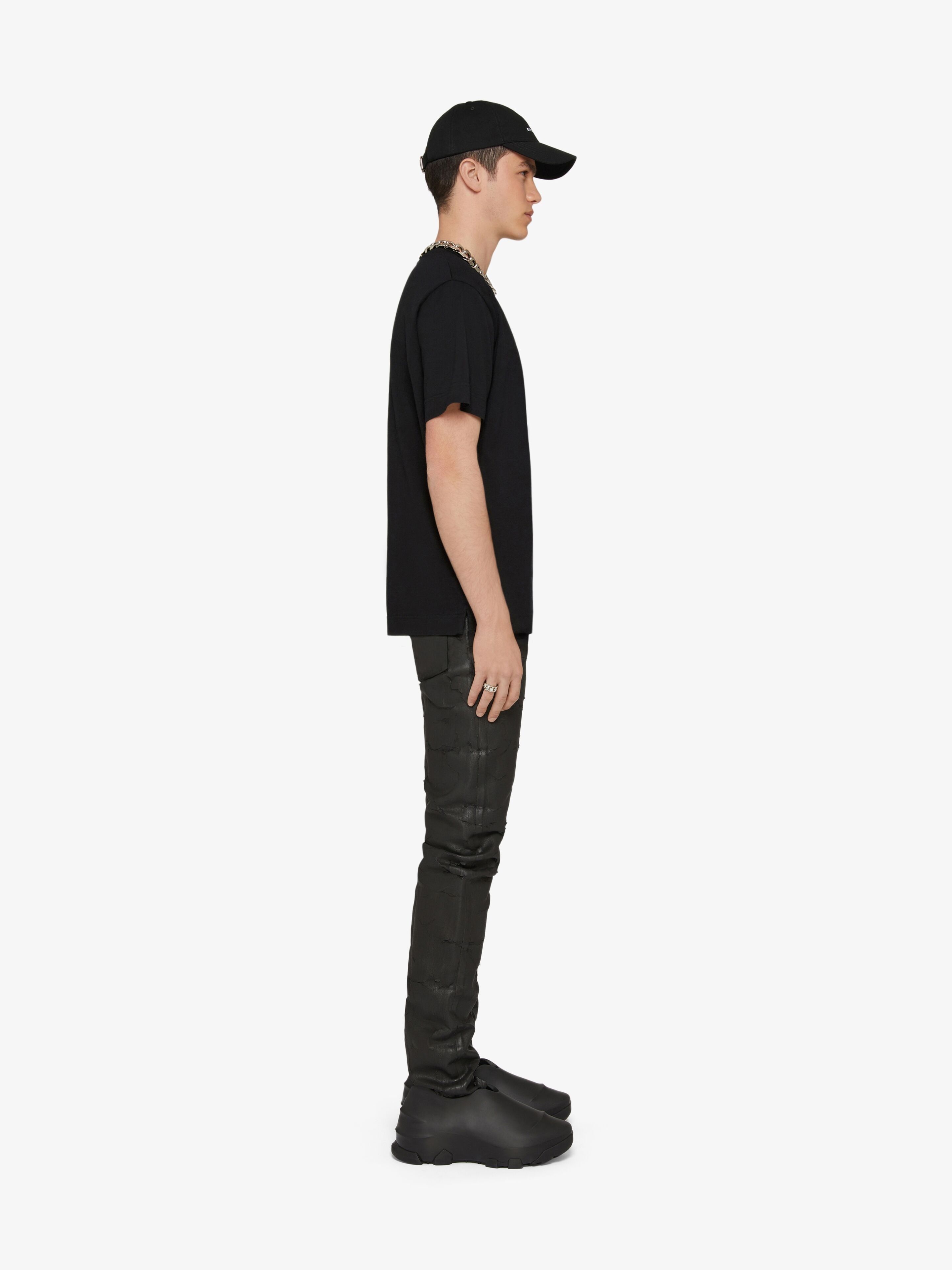 Givenchy o1w1db10426 Slim Fit T-Shirt in Black Size US XXL / EU 58 / 5 - 3 Thumbnail