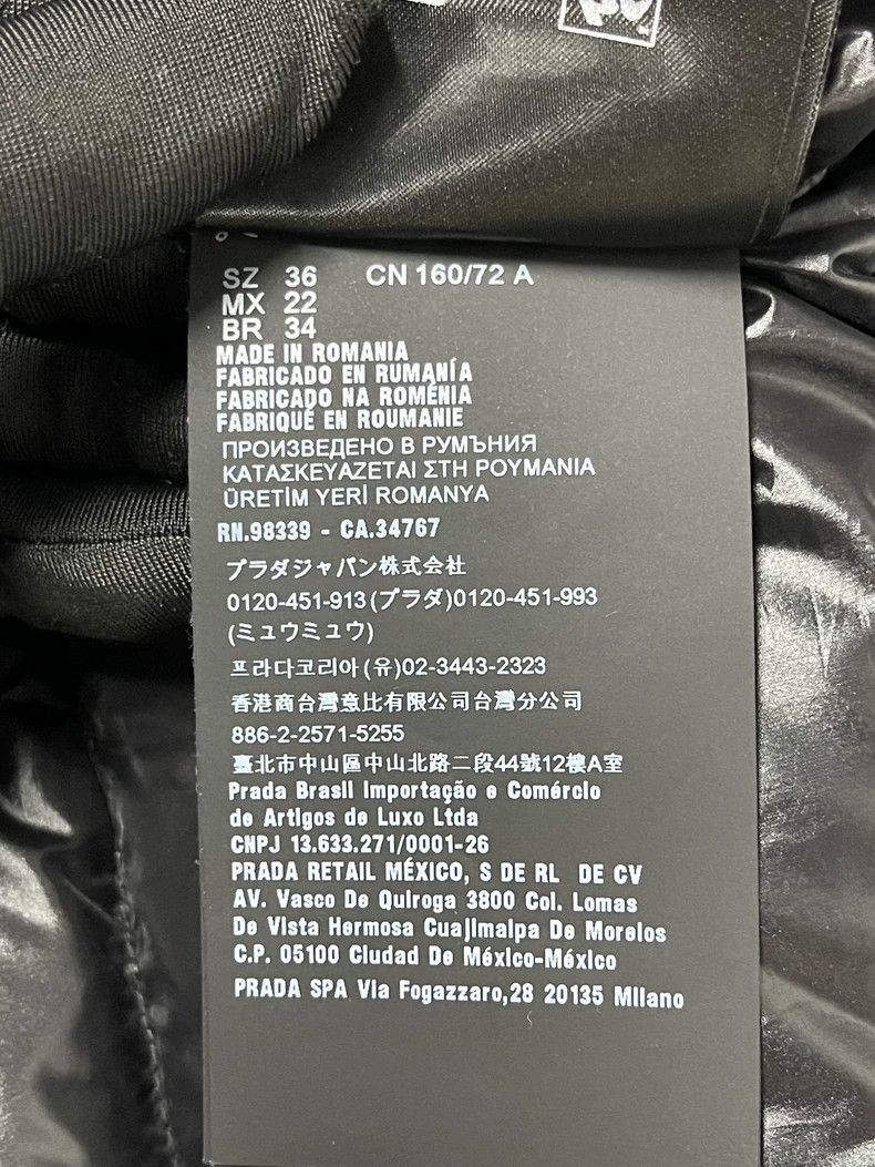 Prada Prada Black slogan Logo down jacket 2502-Nextarrow Size XXS / US 00 / IT 34 - 6 Thumbnail