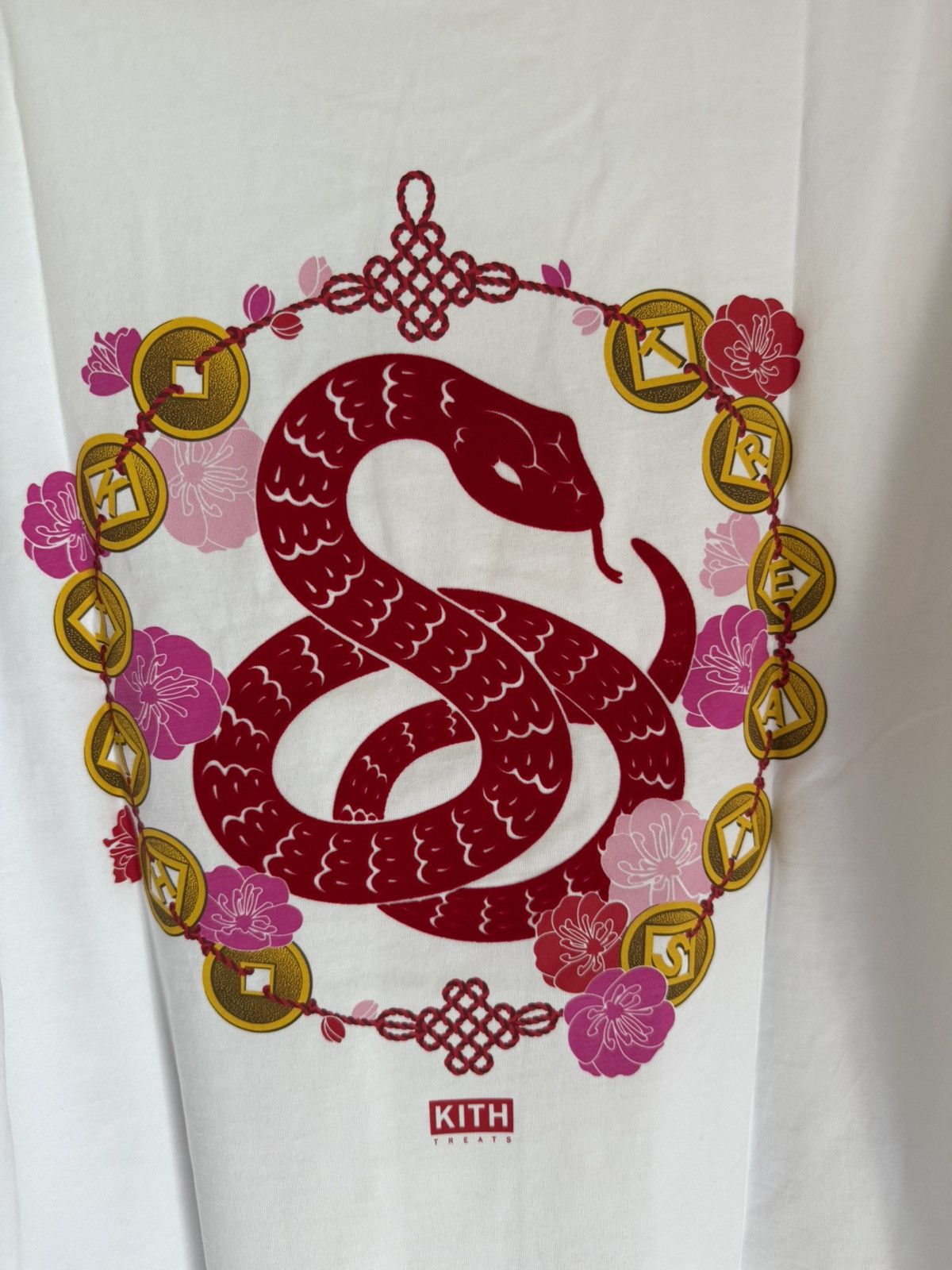 Kith Kith Treats Year of the Snake Tee White L streetwear Size US L / EU 52-54 / 3 - 1 Thumbnail