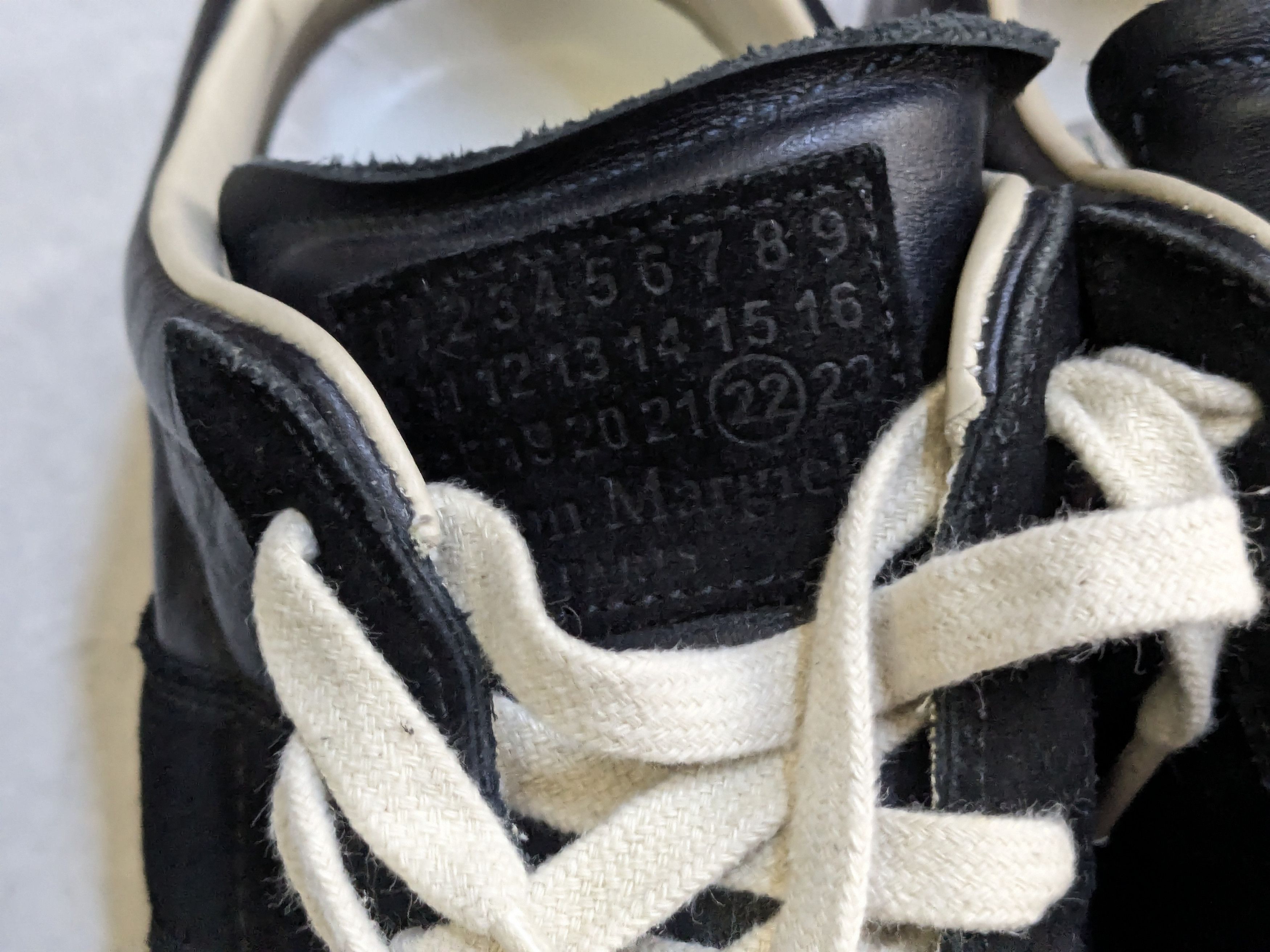 Maison Margiela Maison Margiela Replica GAT Black Navy Blue 11 44 Gum Size US 11 / EU 44 - 8 Thumbnail