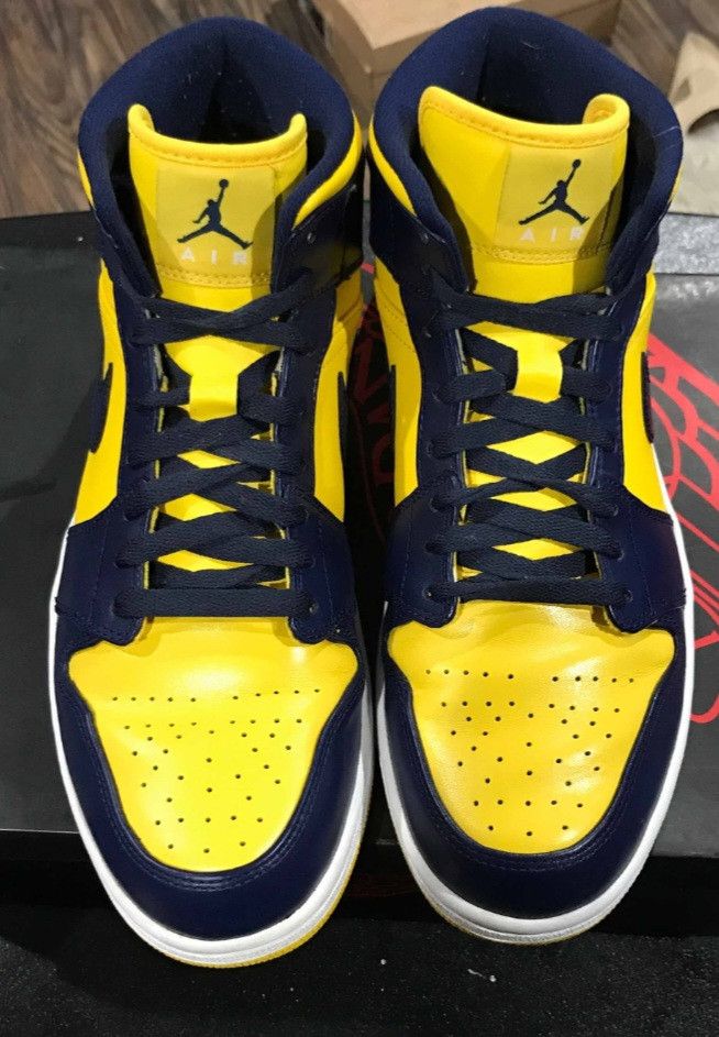 Jordan Brand nike air jordan 1 mid Michigan Size US 10 / EU 43 - 5 Thumbnail