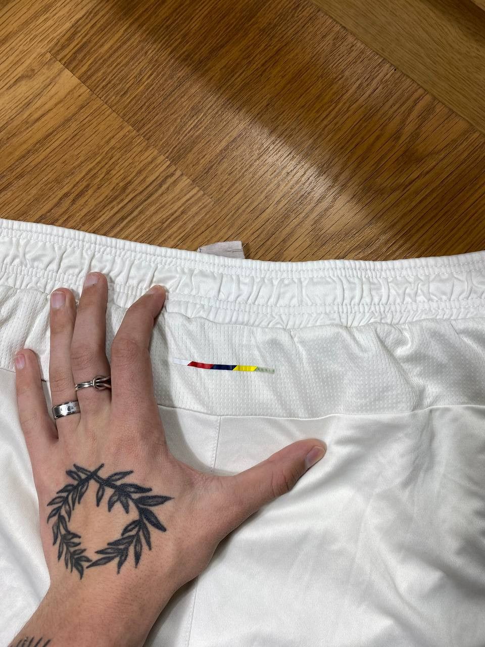 Puma × Vintage Arsenal x Puma Sportswear Soccer Shorts In White Size US 32 / EU 48 - 21 Thumbnail