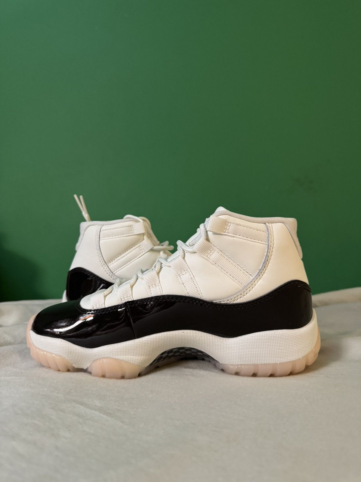 Jordan Brand Jordan 11 neapolitan 2023 Size US 5.5 / IT 35.5 - 2 Thumbnail