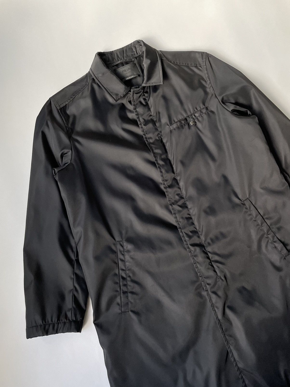 Prada A/W 09 Black Nylon Mac Jacket Size US L / EU 52-54 / 3 - 5 Thumbnail