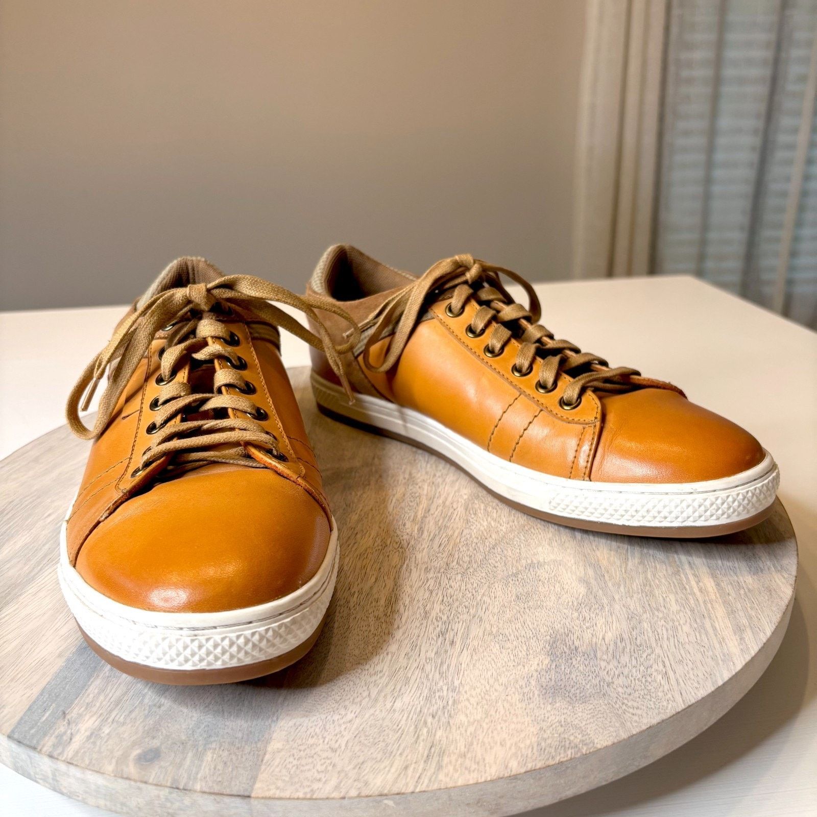 English Laundry English Laundry Men’s Leather Sneakers Suede Shoes Sz 9 Size US 9 / EU 42 - 1 Thumbnail