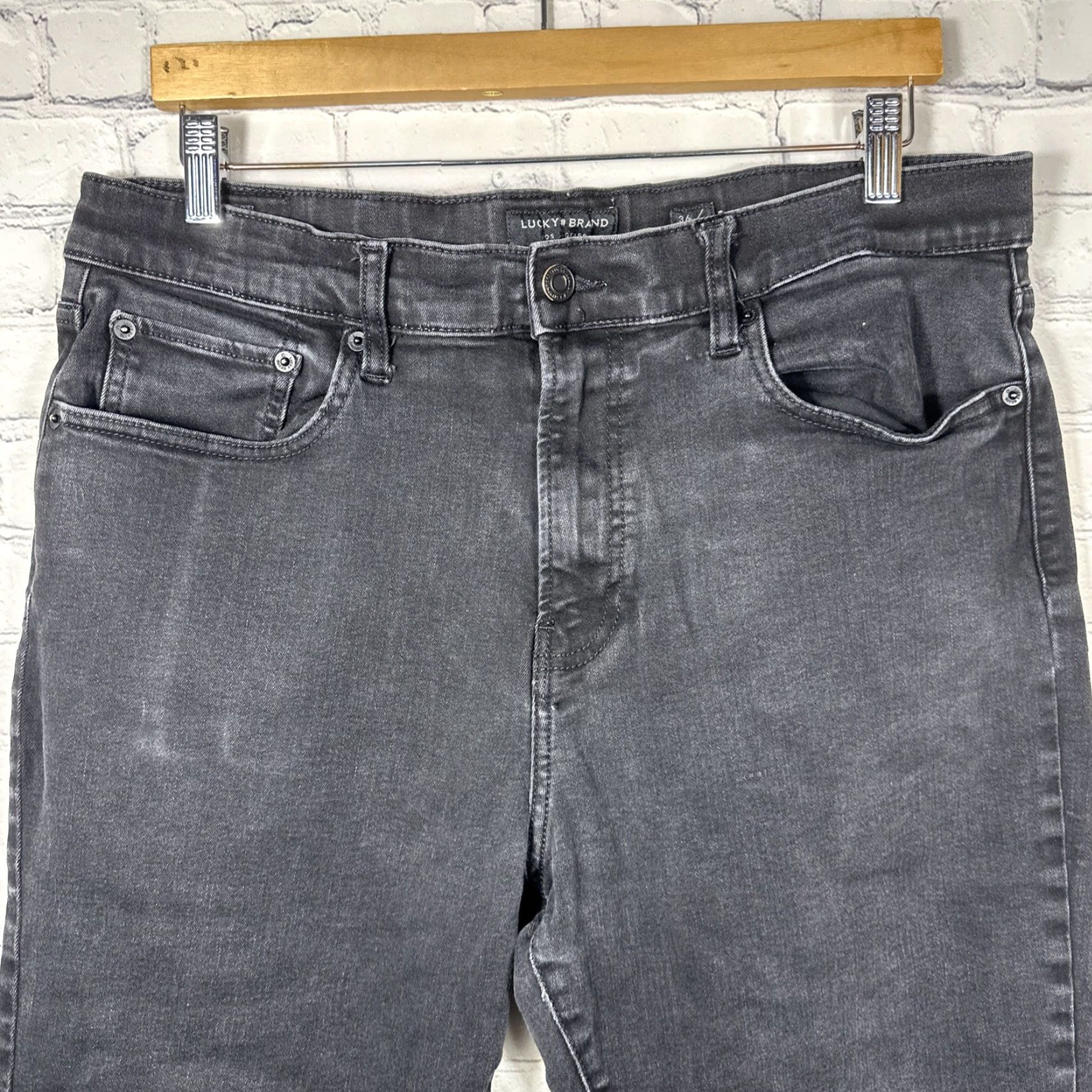 Lucky Brand Lucky Brand 410 Athletic Straight Jeans Mens 36x32 Black Denim Stretch Size US 36 / EU 52 - 2 Thumbnail