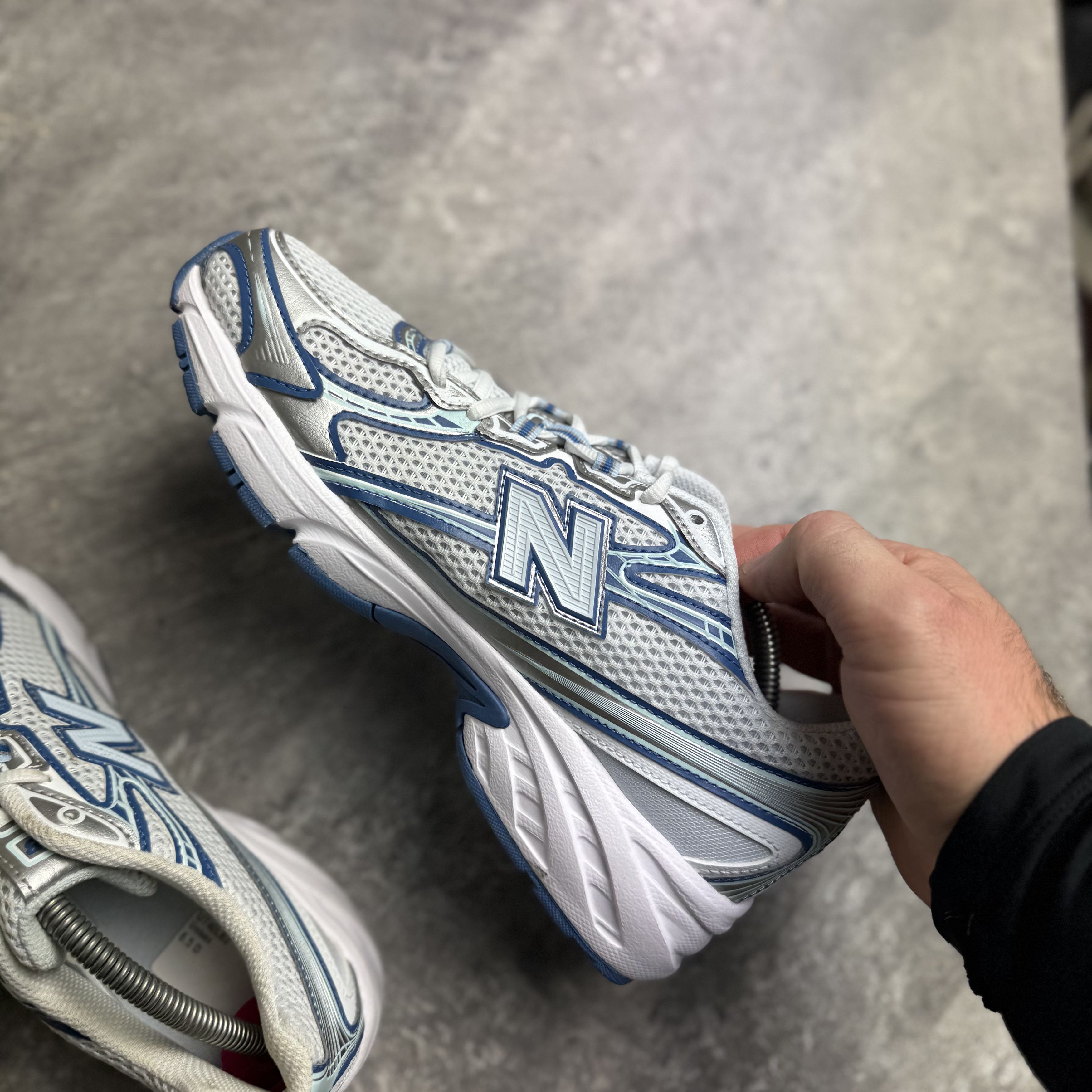 New Balance New Balance 740 – New (No Box) Size US 7 / EU 40 - 5 Thumbnail