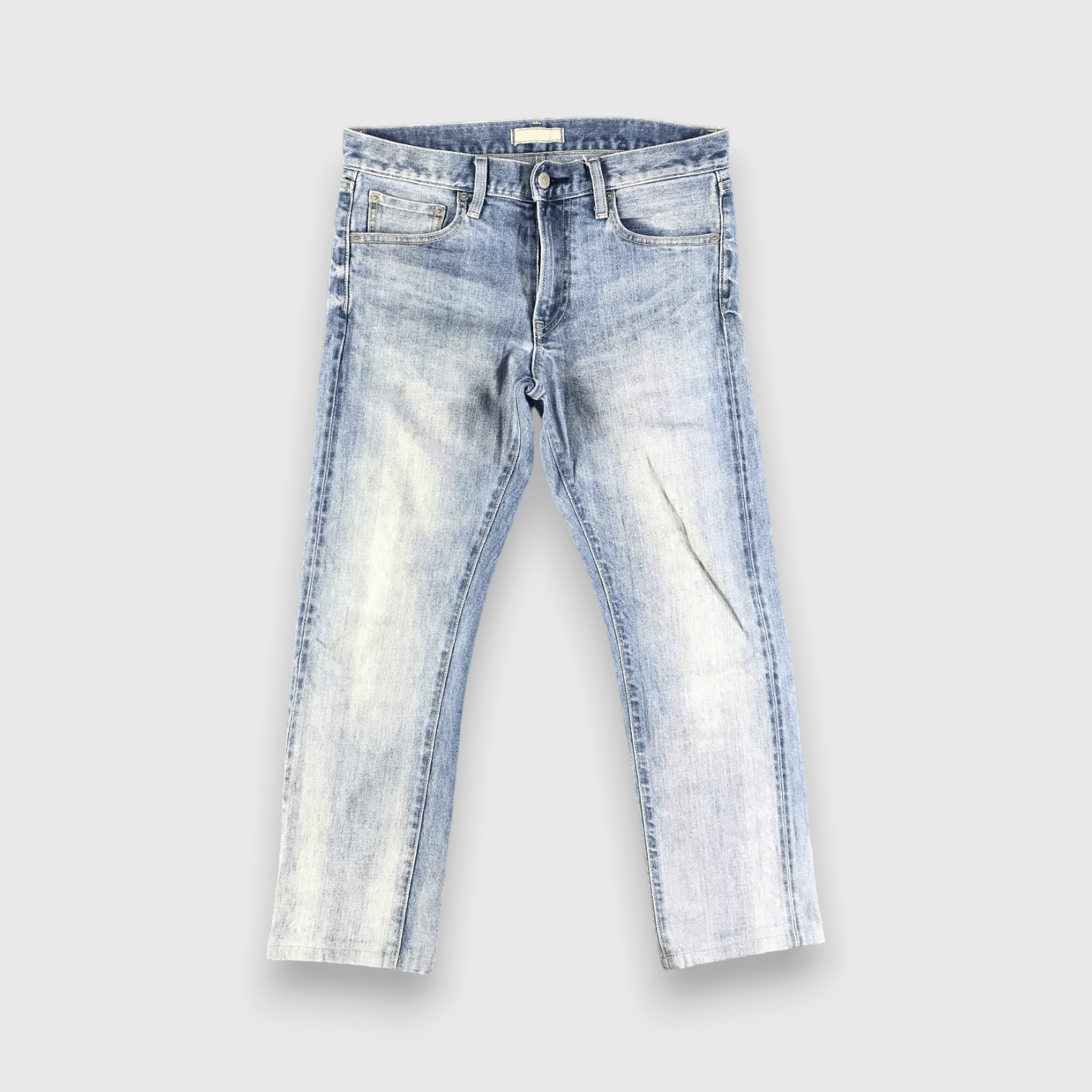 Uniqlo Light Wash Uniqlo Selvedge Jeans-J2967 Size US 32 / EU 48 - 1 Thumbnail