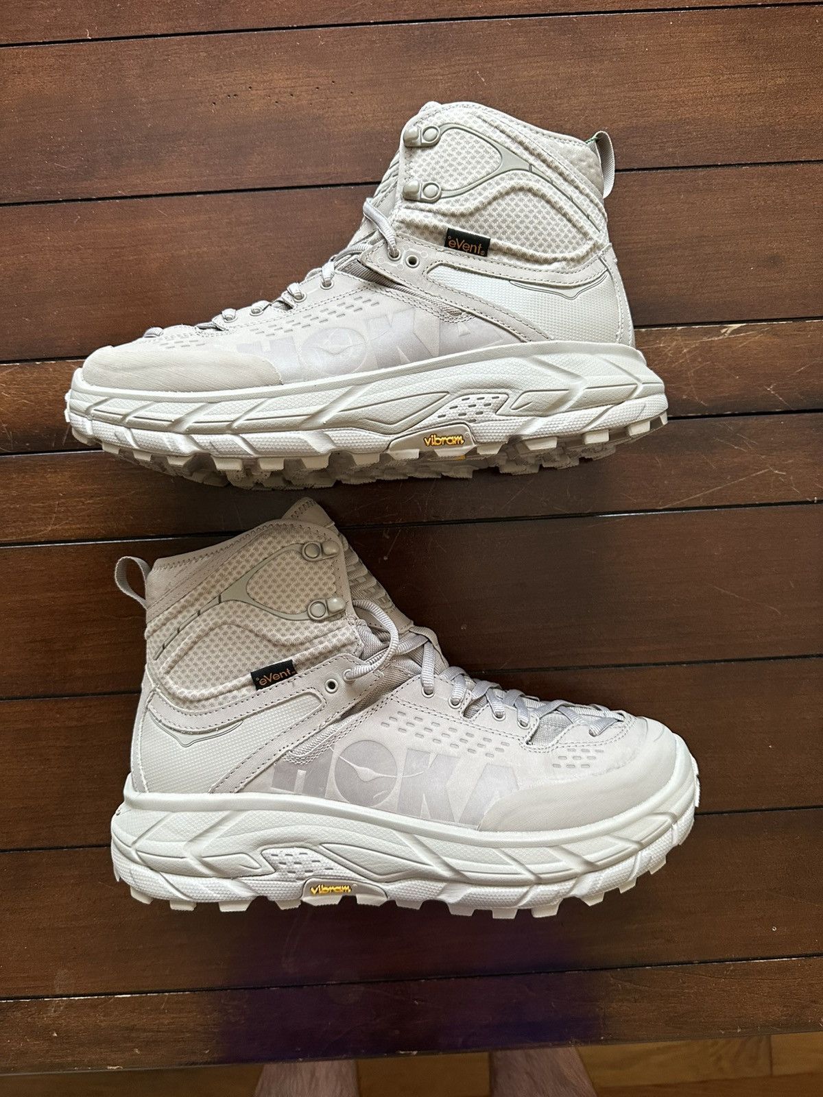 Hoka Hoka One One Tor Ultra Hi 2 Waterproof Boot Size US 9.5 / EU 42-43 - 1 Thumbnail