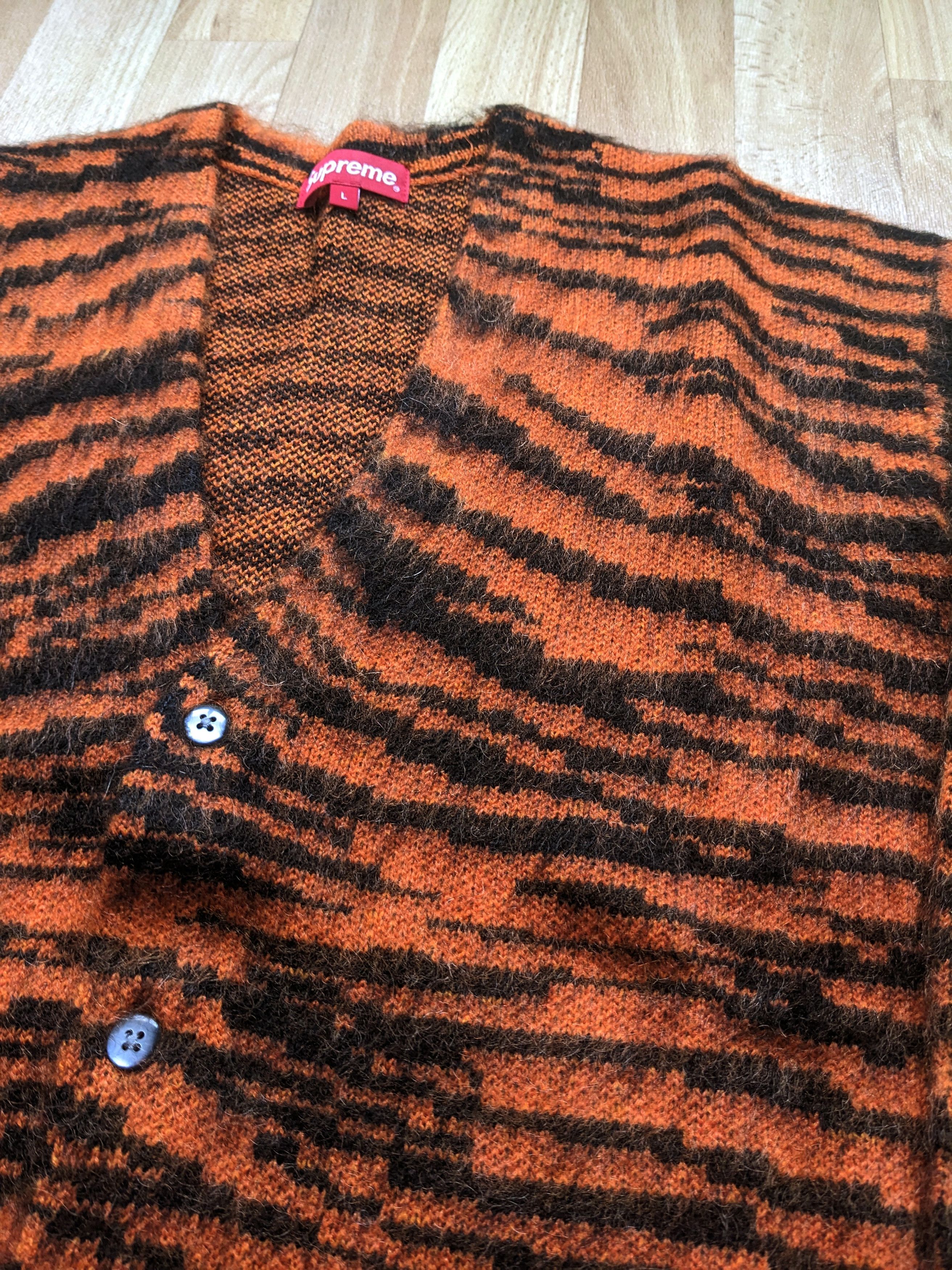 Supreme Supreme Brushed Mohair Cardigan Tiger Stripe FW20 Size US L / EU 52-54 / 3 - 4 Thumbnail