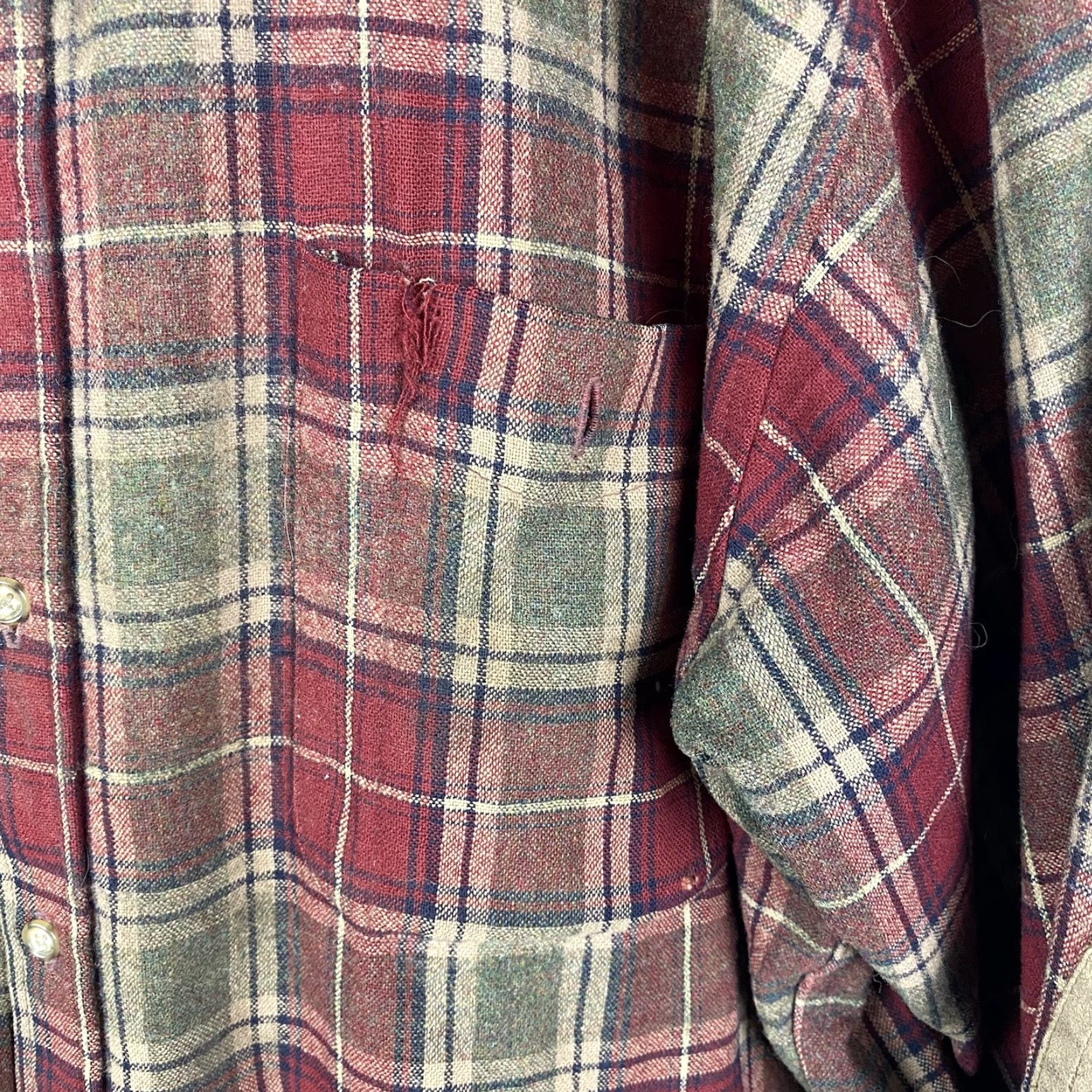 Vintage VINTAGE Pendleton Shirt Flannel Wool 70s XL Mens (if applicable) Size US XL / EU 56 / 4 - 5 Thumbnail