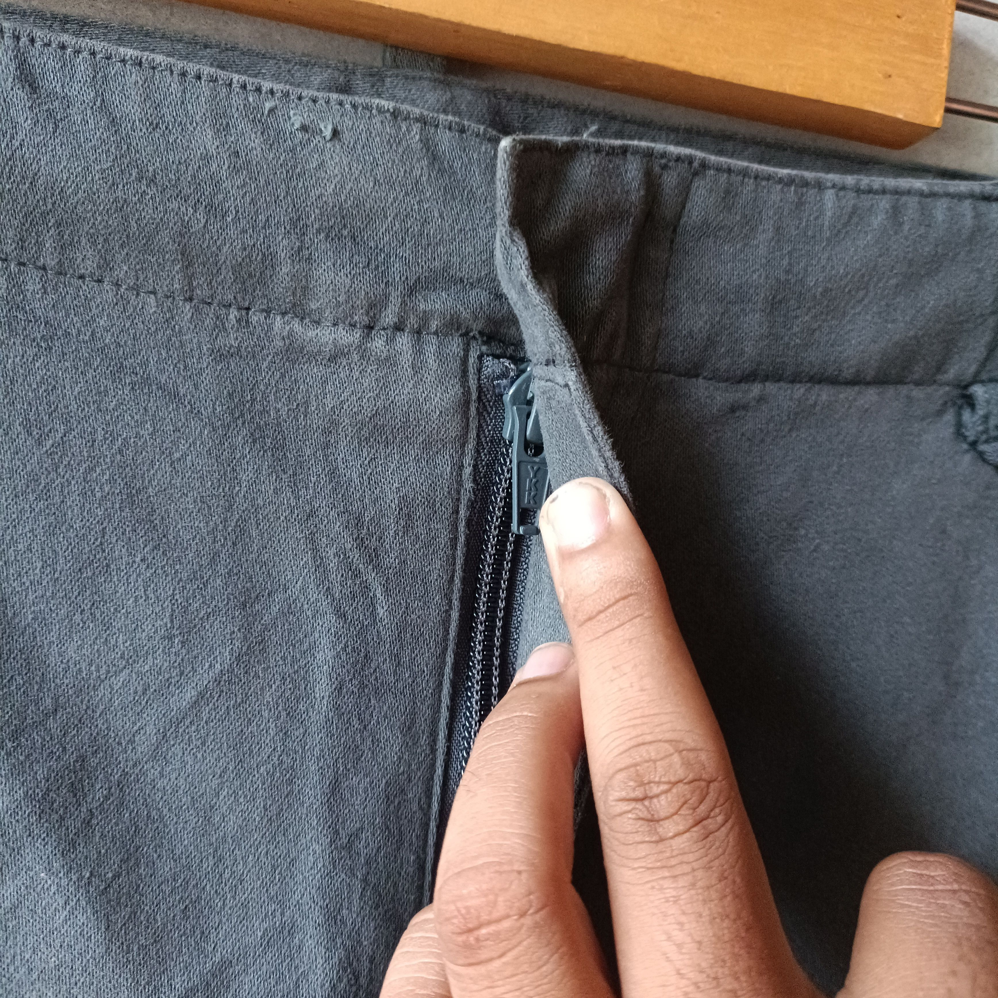 Gap × Yeezy Gap x Yeezy Engineered sateen cargo pants Size US 30 / EU 46 - 6 Thumbnail