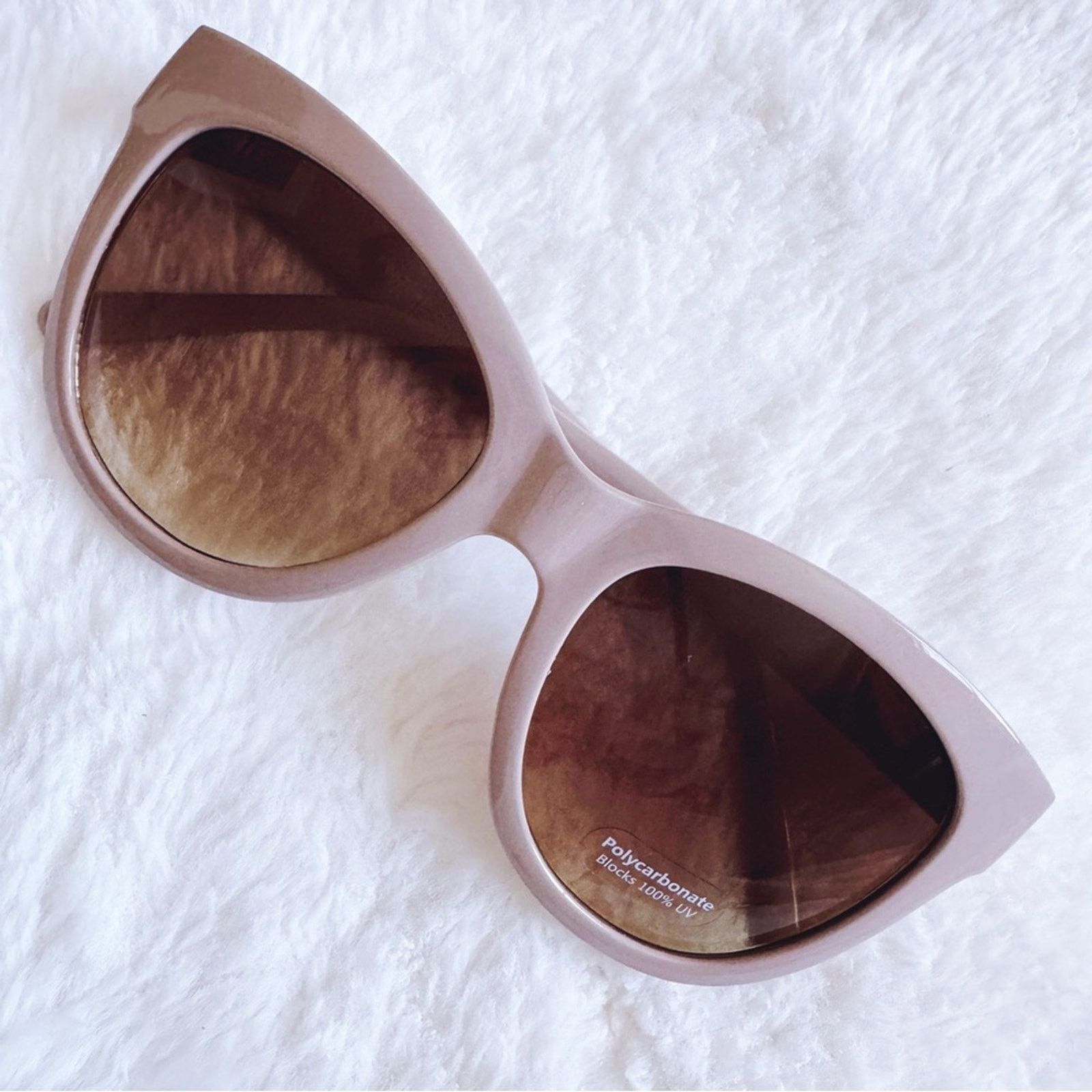 Other Mina Light Tan Chic Sunglasses Size ONE SIZE - 1 Thumbnail