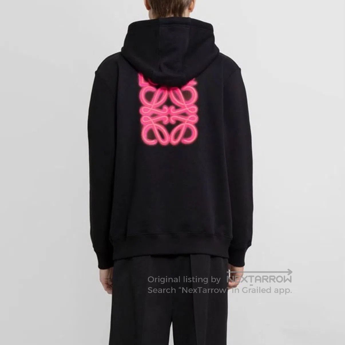 Loewe Loewe Black Hoodie Neon Pink Logo XL. Size US XL / EU 56 / 4 - 6 Thumbnail