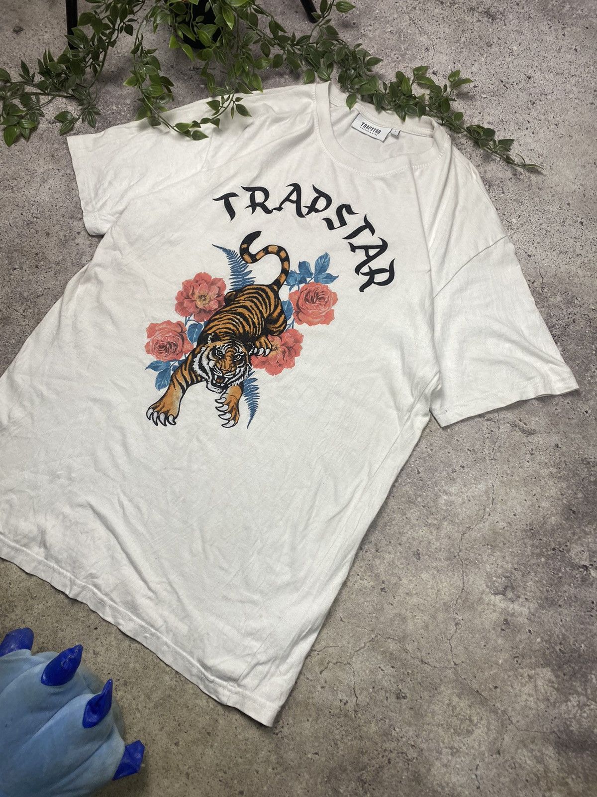Trapstar London Trapstar T-Shirt Big Logo Tiger Y2K England Short Sleeve Size US L / EU 52-54 / 3 - 3 Thumbnail