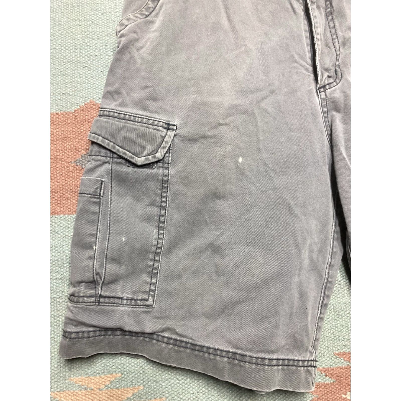 Vintage VINTAGE Unionbay Cargo Shorts Men 33 Gray Cargo Vintage Y2K Baggy Wide Leg 90s Skater Hiking Mens Size US 33 - 2 Thumbnail