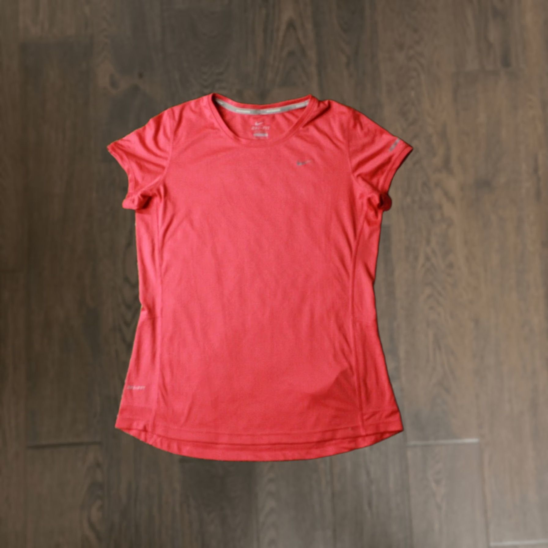 Nike NIKE Dri-FIT ORIGINAL RUN Running Women Shirt Jersey Tee Size M Pink Athletic Shirt Womens Size M / US 6-8 / IT 42-44 - 1 Thumbnail
