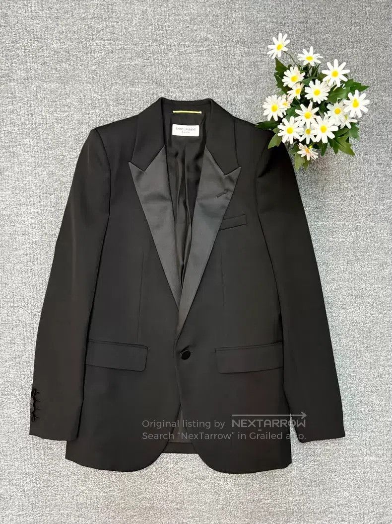 Saint Laurent Paris Saint Laurent Paris Satin Smoking Suit Jacket i Size XS / US 0-2 / IT 36-38 - 1 Thumbnail