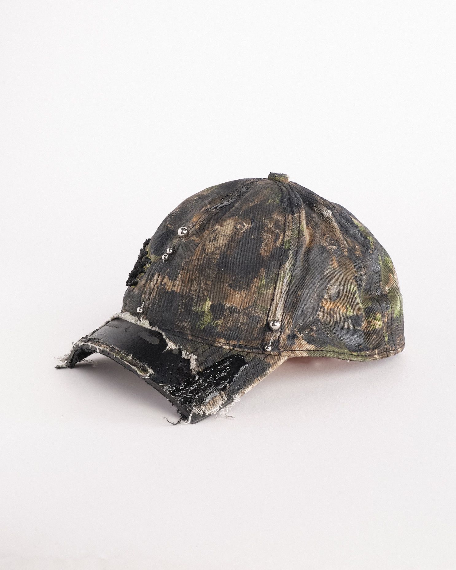 Realtree ASTROBOI* 'Real Tree' Green Camouflage .5 Visor Pierced Hat Size ONE SIZE - 3 Thumbnail