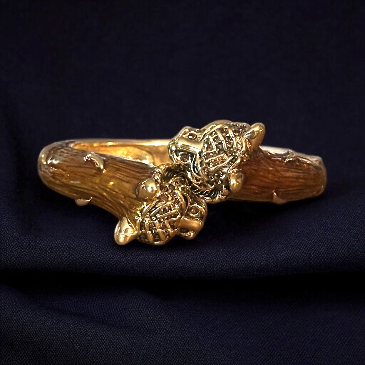 Vintage Vintage JC Thailand lions head hinged wrap bangle bracelet Size ONE SIZE - 1 Thumbnail