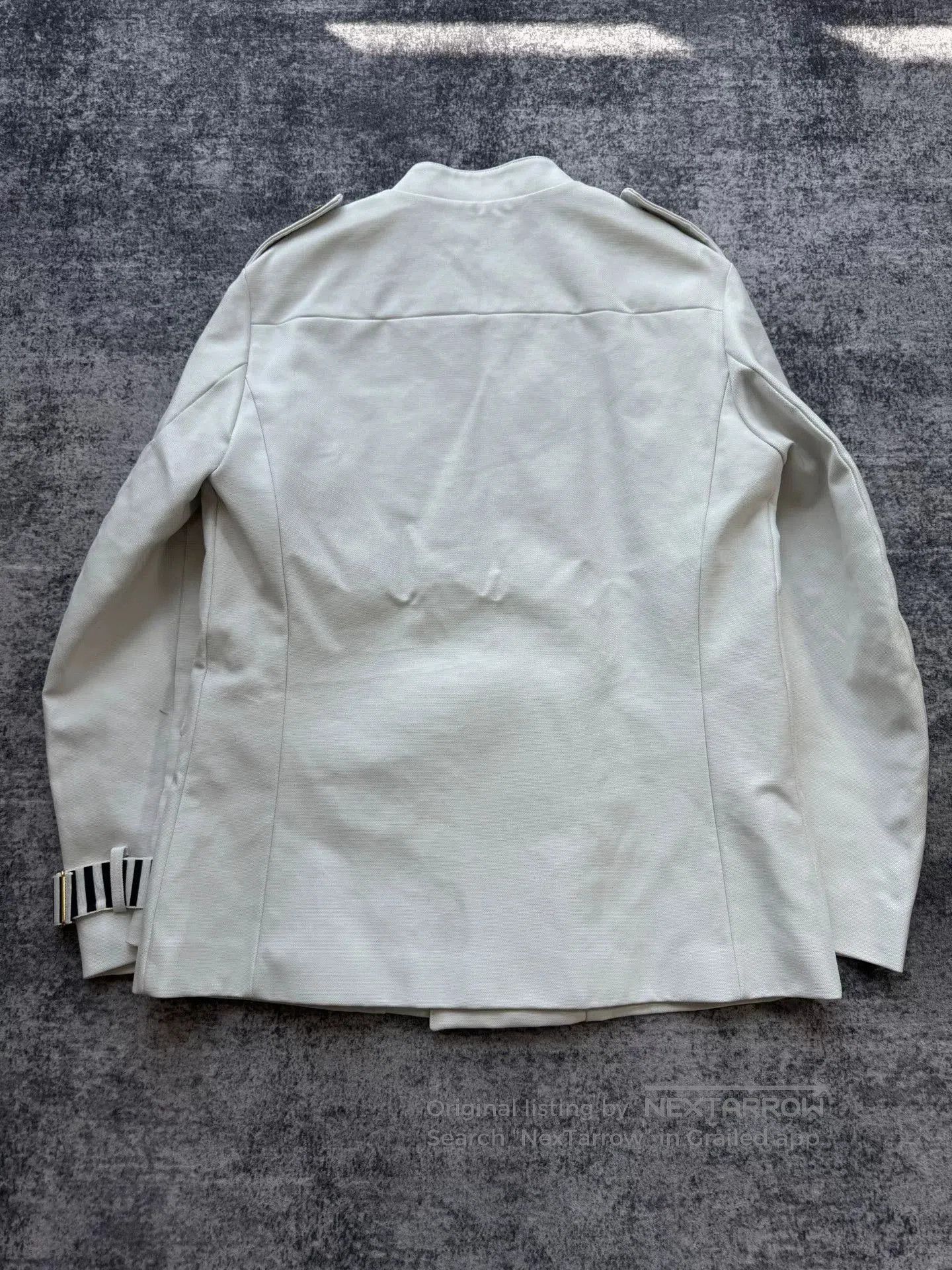 Gucci gucci white coat with metal logo collar. Size US L / EU 52-54 / 3 - 2 Thumbnail