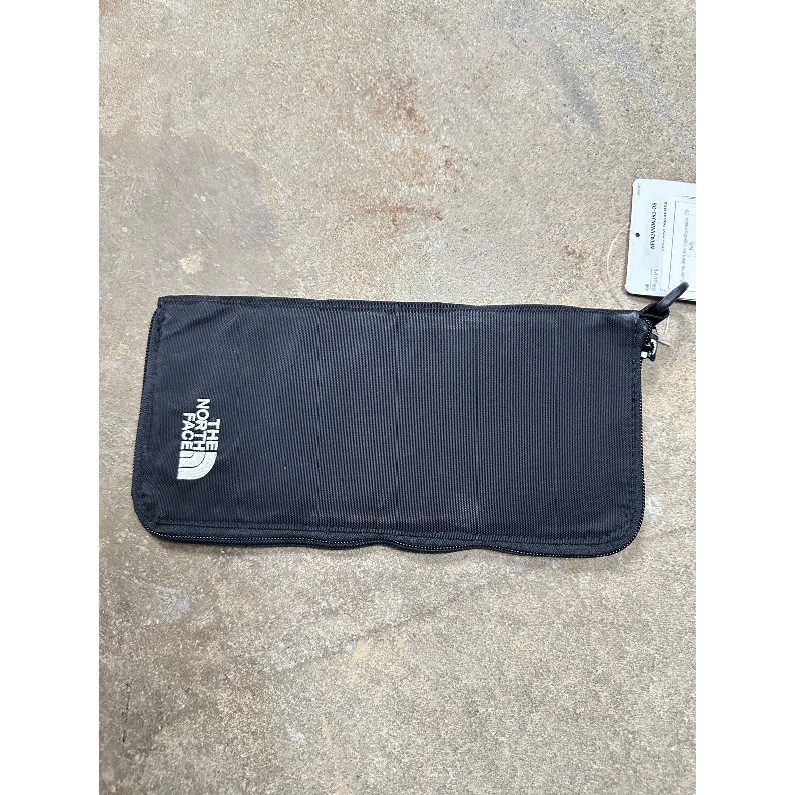 Supreme Supreme Black Arc Logo Organizer OS Used Size ONE SIZE - 2 Thumbnail