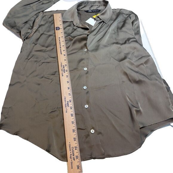 Zara ZARA OFF GREEN SATIN V-NECK SHIRT LONG SLEEVE BUTTON M Size M / US 6-8 / IT 42-44 - 5 Thumbnail