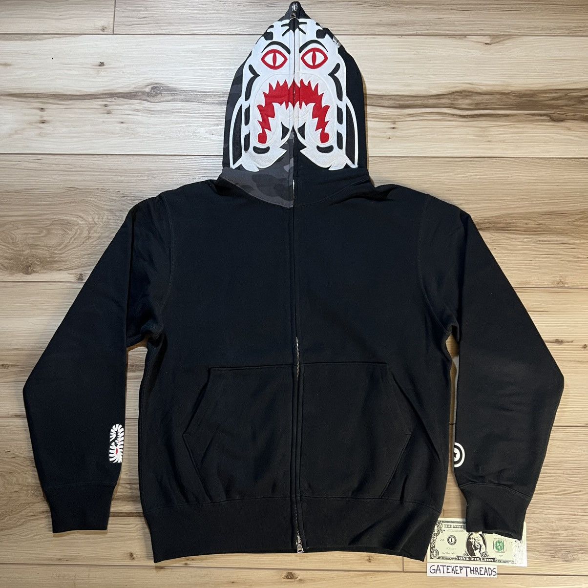 Bape BAPE Tiger Full Zip Hoodie Black NIGO Era Size US S / EU 44-46 / 1 - 1 Thumbnail
