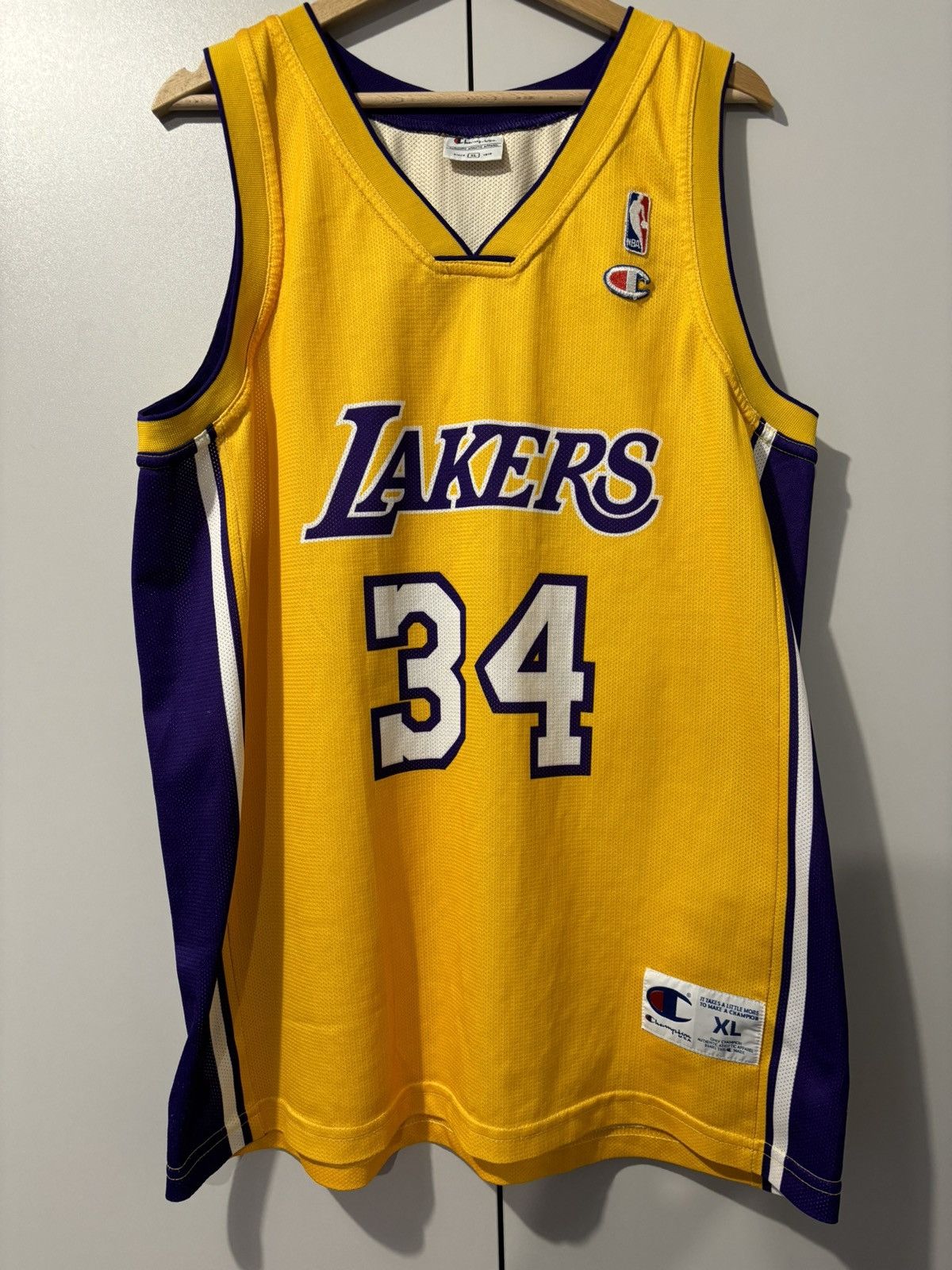 Image of Champion Los Angeles Lakers Shaquille O’Neal Jersey Vintage in Yellow, Men's (Size XL)