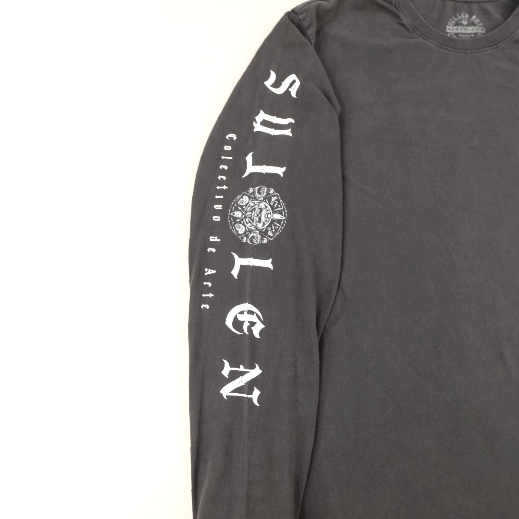 Vintage VINTAGE Sullen Shirt Graphic Print Long Sleeve Crew Neck Mens Large Gray Skull Tattoo Art Size US L / EU 52-54 / 3 - 4 Thumbnail