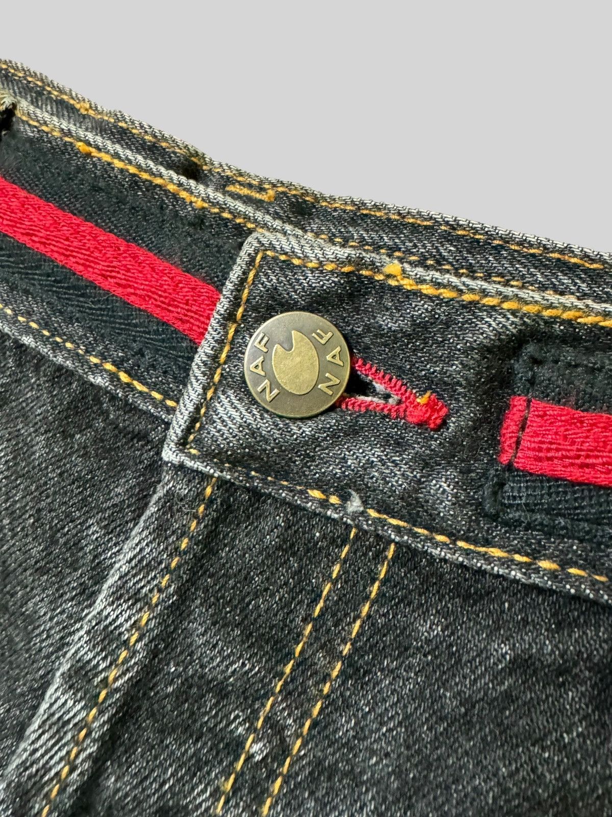 Japanese Brand NAF NAF BAGGY CARPENTER JNCO STYLE DENIM Size US 27 - 7 Thumbnail