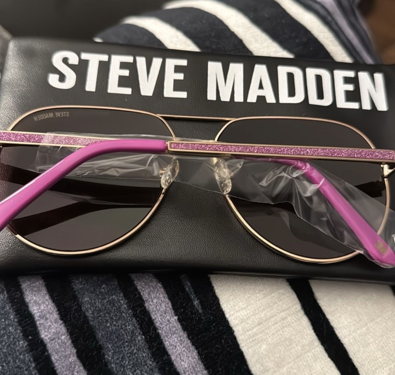 Steve Madden Steve Madden Aviator Pink & Gold Frame Sunglasses Size ONE SIZE - 7 Thumbnail