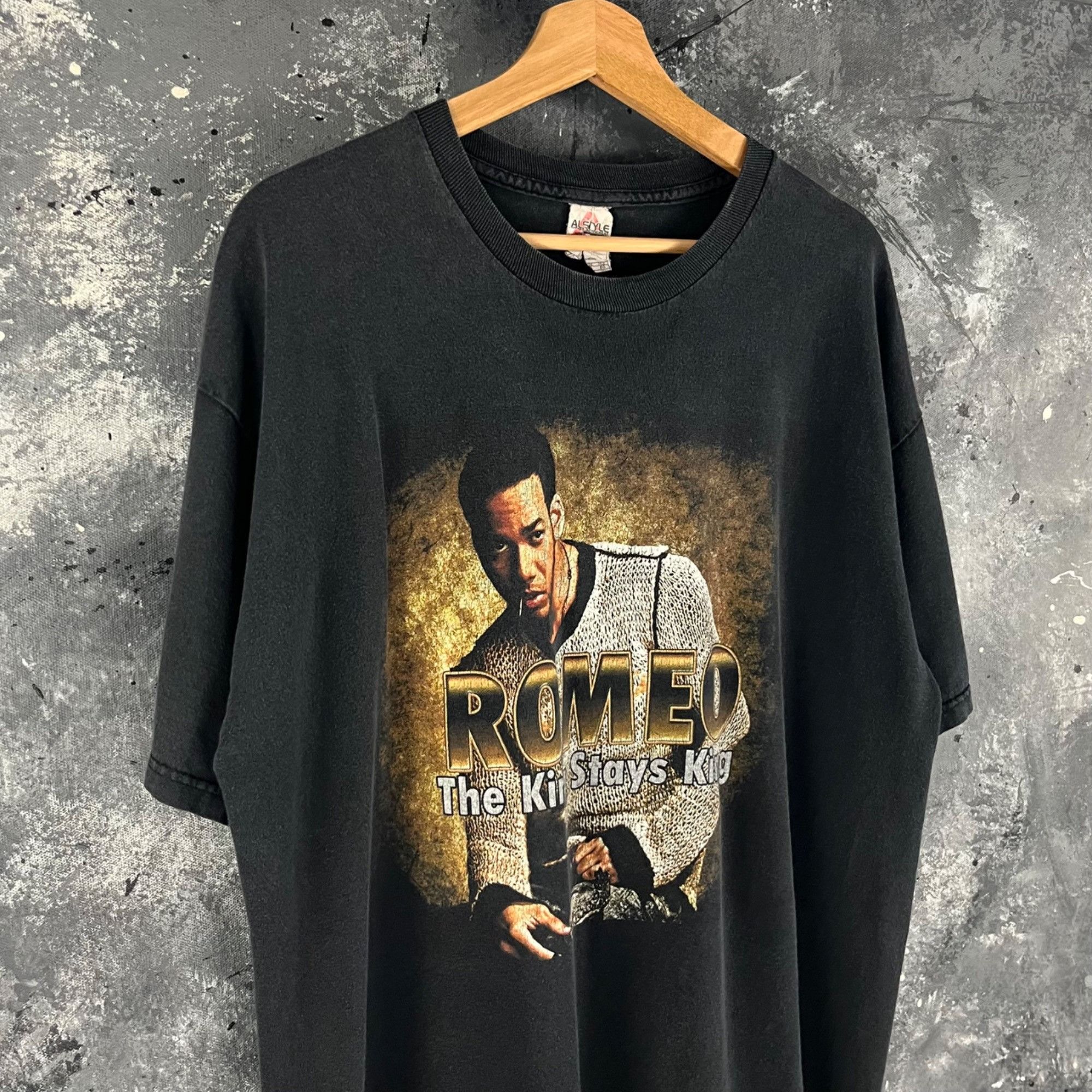 Vintage Romeo Santos tour music shirt Size US XL / EU 56 / 4 - 3 Thumbnail