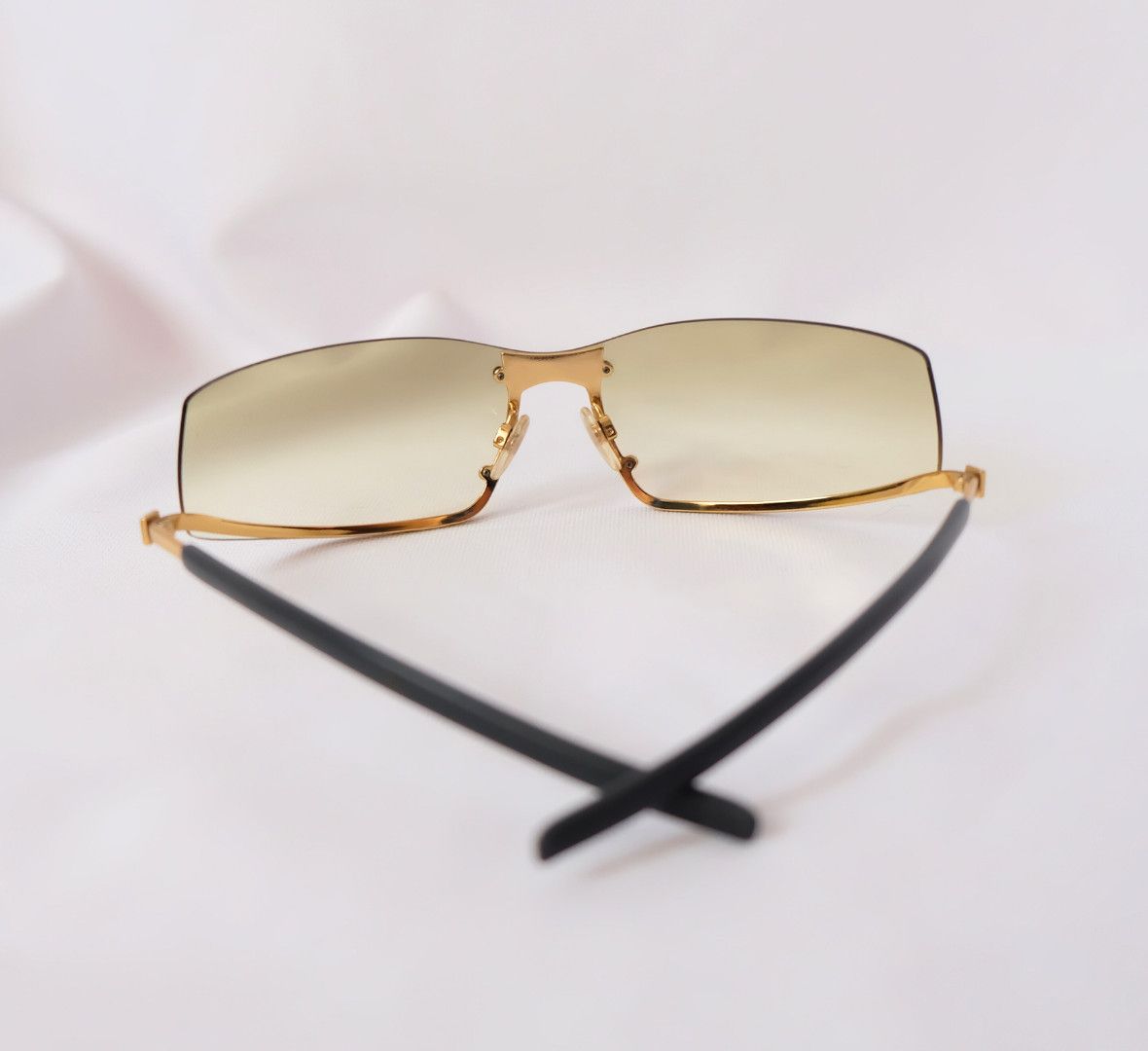 Chanel Vintage Chanel 4066 Women Sunglasses Size ONE SIZE - 5 Thumbnail
