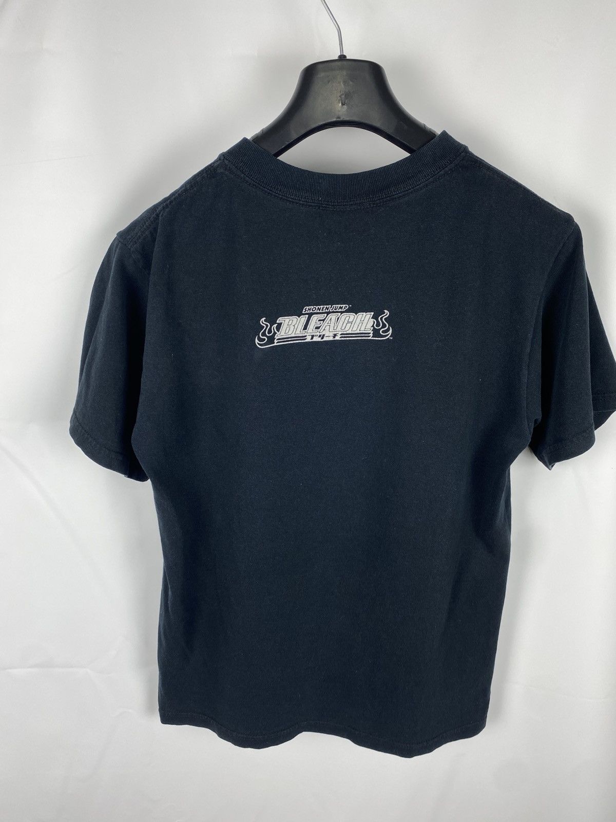 Bleach × Japanese Brand × Vintage Vintage Tee Bleach Inchigo Kurosaki Eyes size S Size US S / EU 44-46 / 1 - 2 Thumbnail