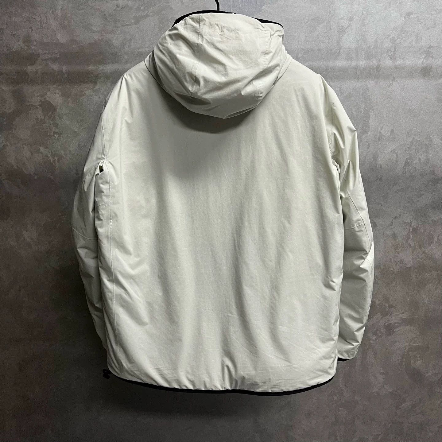 Moncler Moncler 25 White Double-Sided Letter Print Down Jacket Size US XXS / EU 40 - 5 Thumbnail