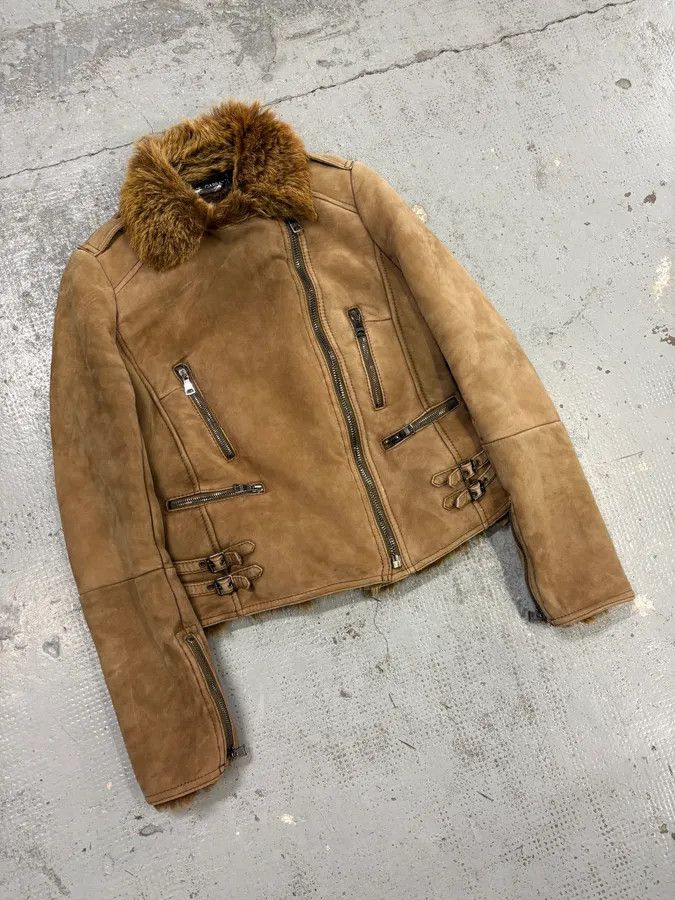 Dolce & Gabbana 2000s Dolce & Gabbana Beige Asymmetrical Fur Collar Suede Leather Jacket Size M / US 6-8 / IT 42-44 - 2 Thumbnail
