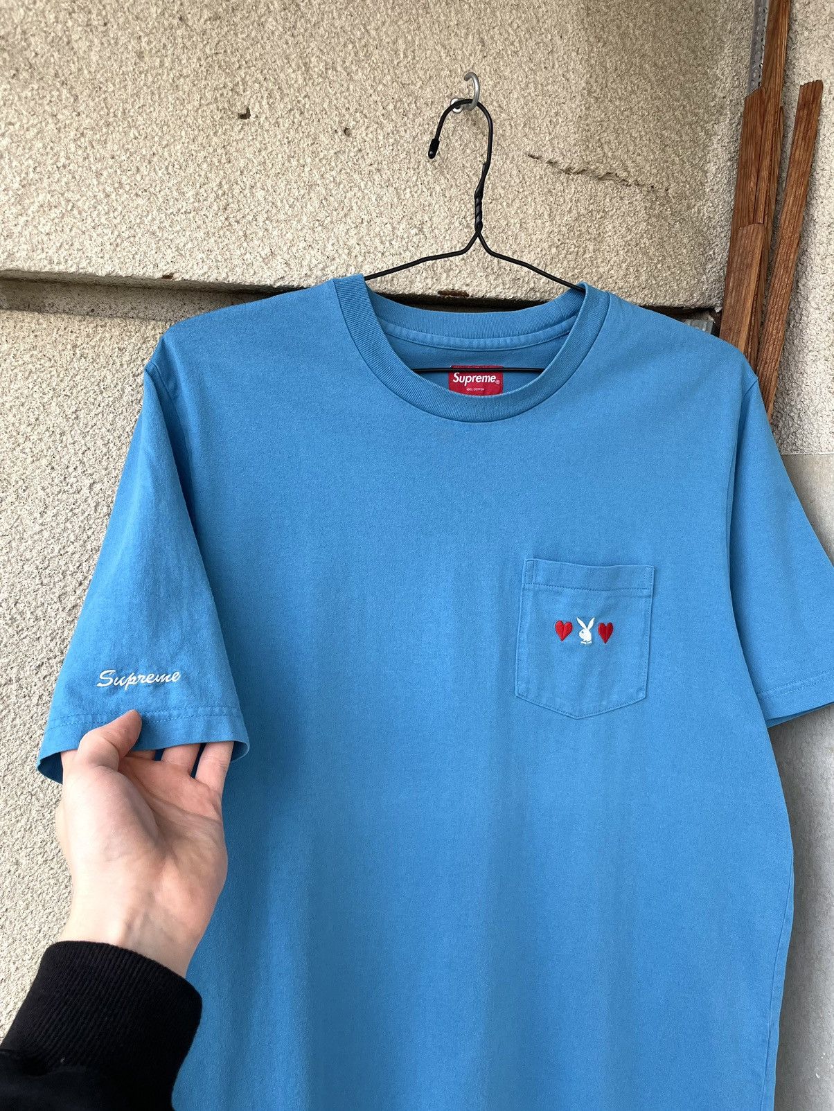 Playboy × Supreme Supreme Playboy FW18 Embroidered Logo Pocket T-Shirt Size US M / EU 48-50 / 2 - 1 Thumbnail