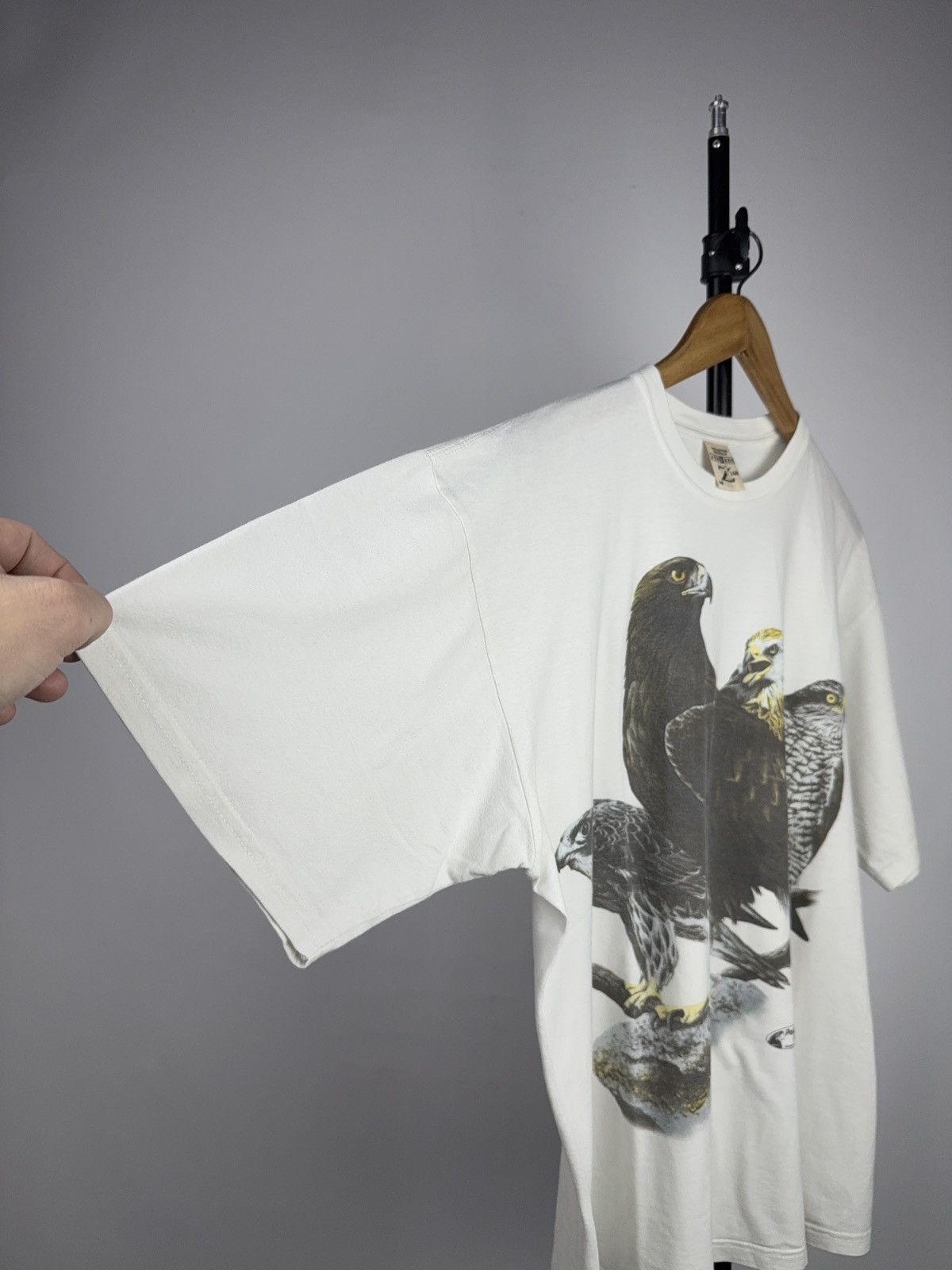 Vintage 00s Vintage Eagle Hawk Bird Graphic T-Shirt White Nature Tee Size US M / EU 48-50 / 2 - 7 Thumbnail