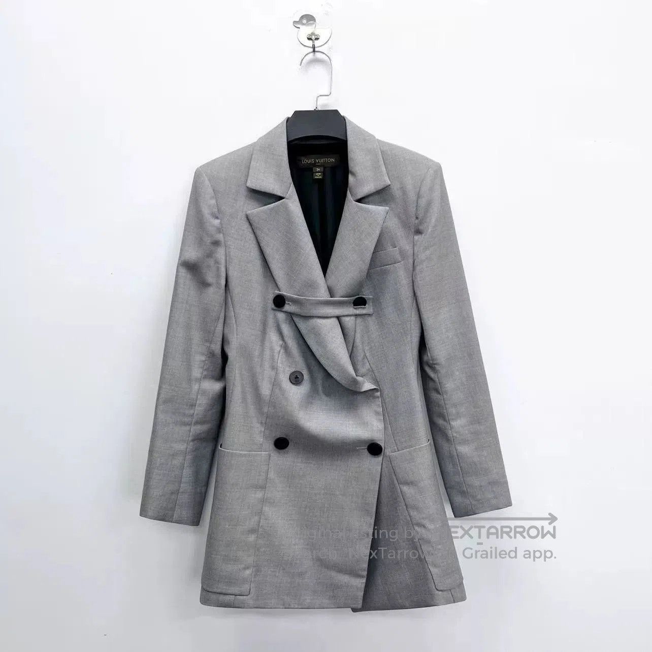 Louis Vuitton Louis Vuitton Runway Gray Double-Breasted Blazer. Size XXS / US 00 / IT 34 - 1 Thumbnail