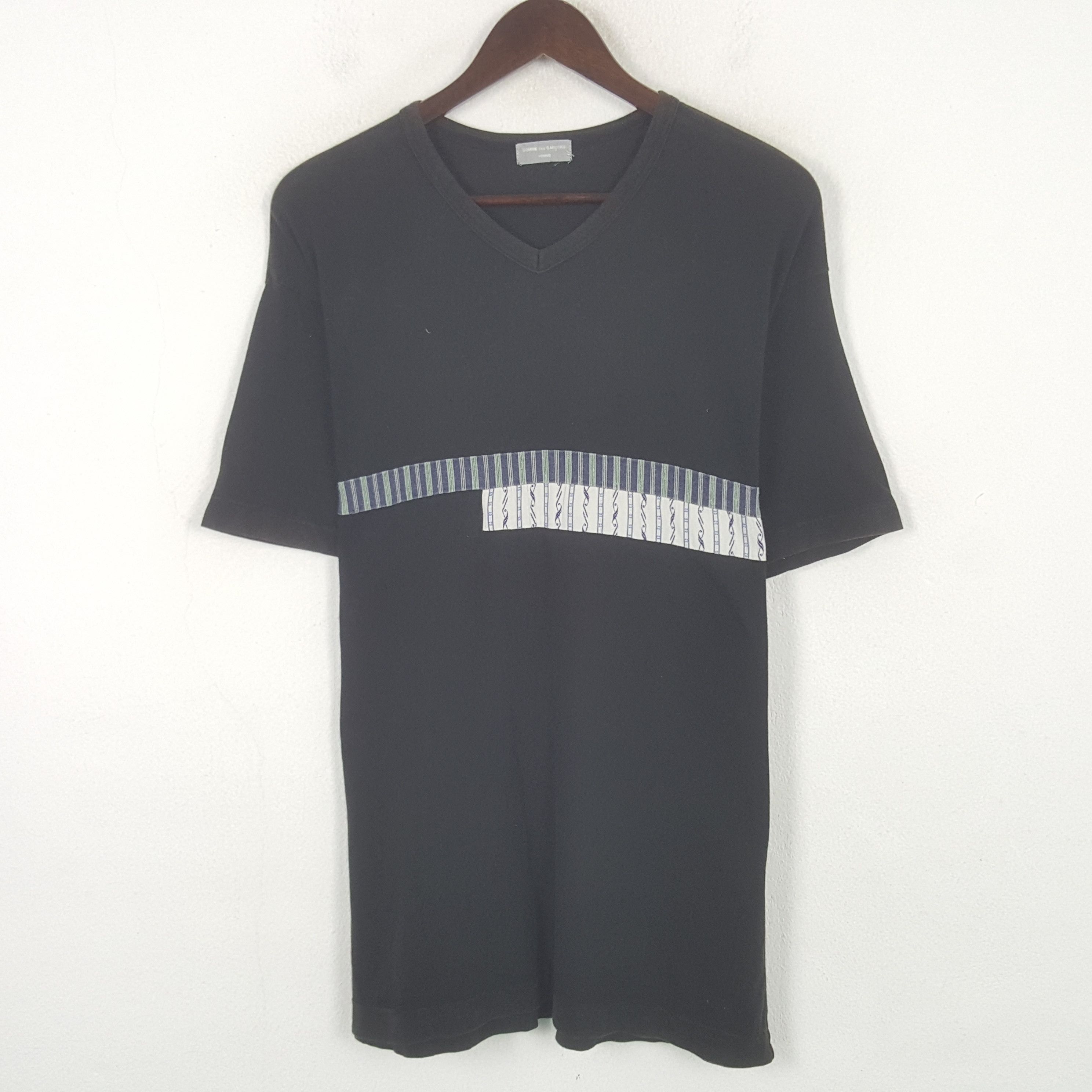 Comme des Garcons Homme Vintage Comme des Garcons Homme V Neck Tshirt Size US L / EU 52-54 / 3 - 1 Thumbnail