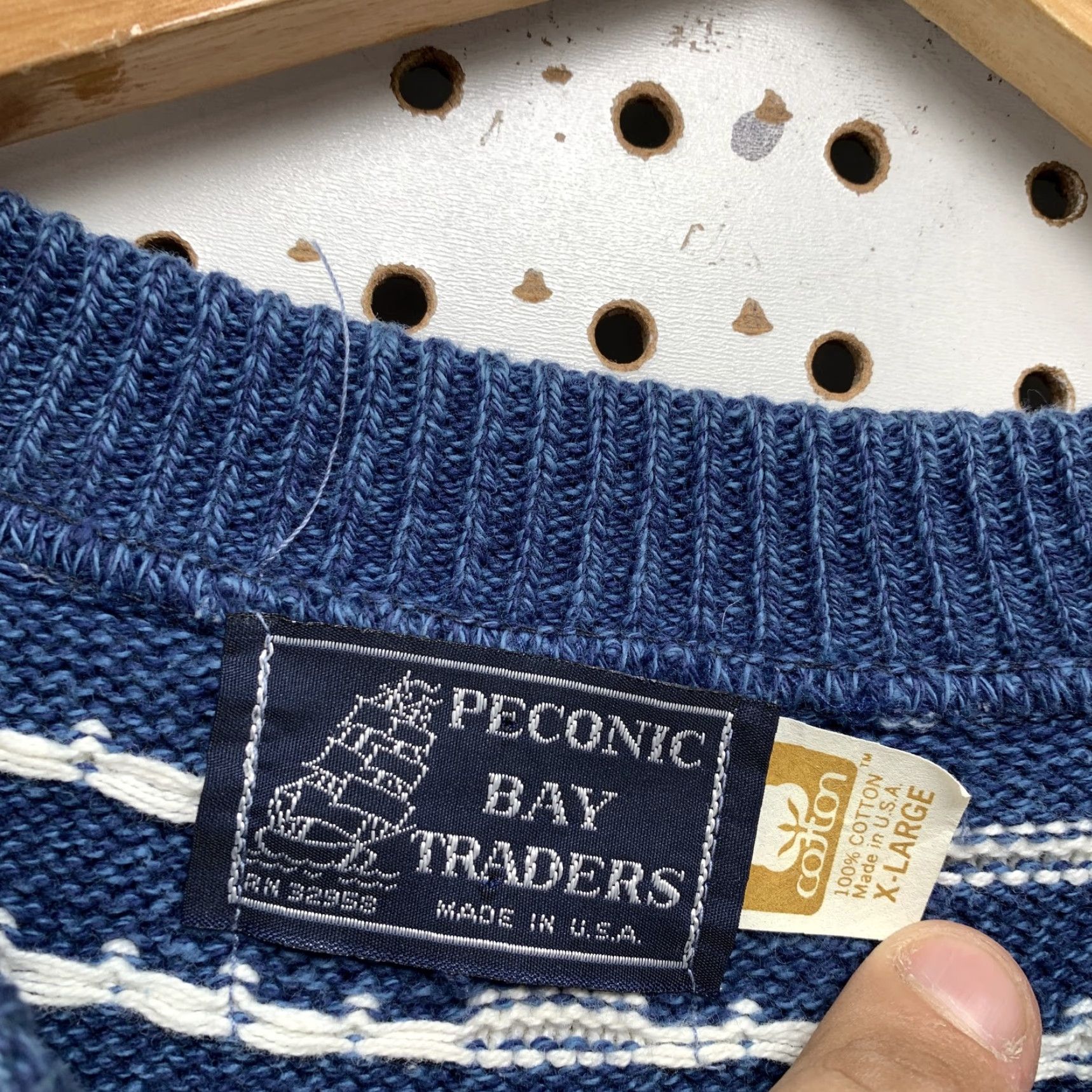 Vintage VINTAGE Peconic Bay Traders 3d Knit Sweater Blue XL Crewneck Pullover Made in USA Mens Sweatshirt Knit Pullover Geometric Pattern Winter 3d Knit Size US XL / EU 56 / 4 - 4 Thumbnail