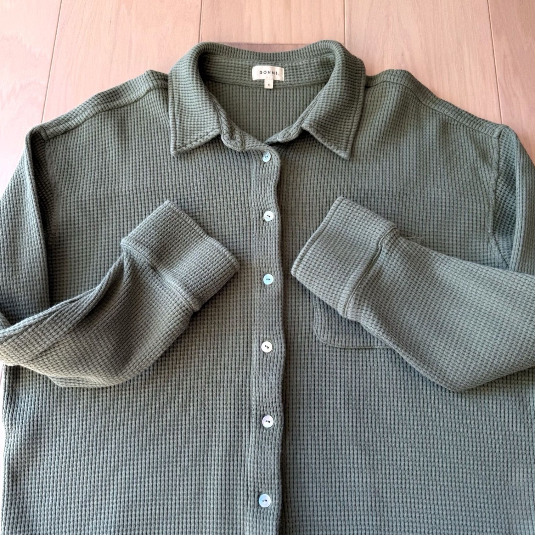 DONNI. VINTAGE Donni Waffle Button Down Women's S Green Made in USA Loungewear Boho Glam Size S / US 4 / IT 40 - 4 Thumbnail