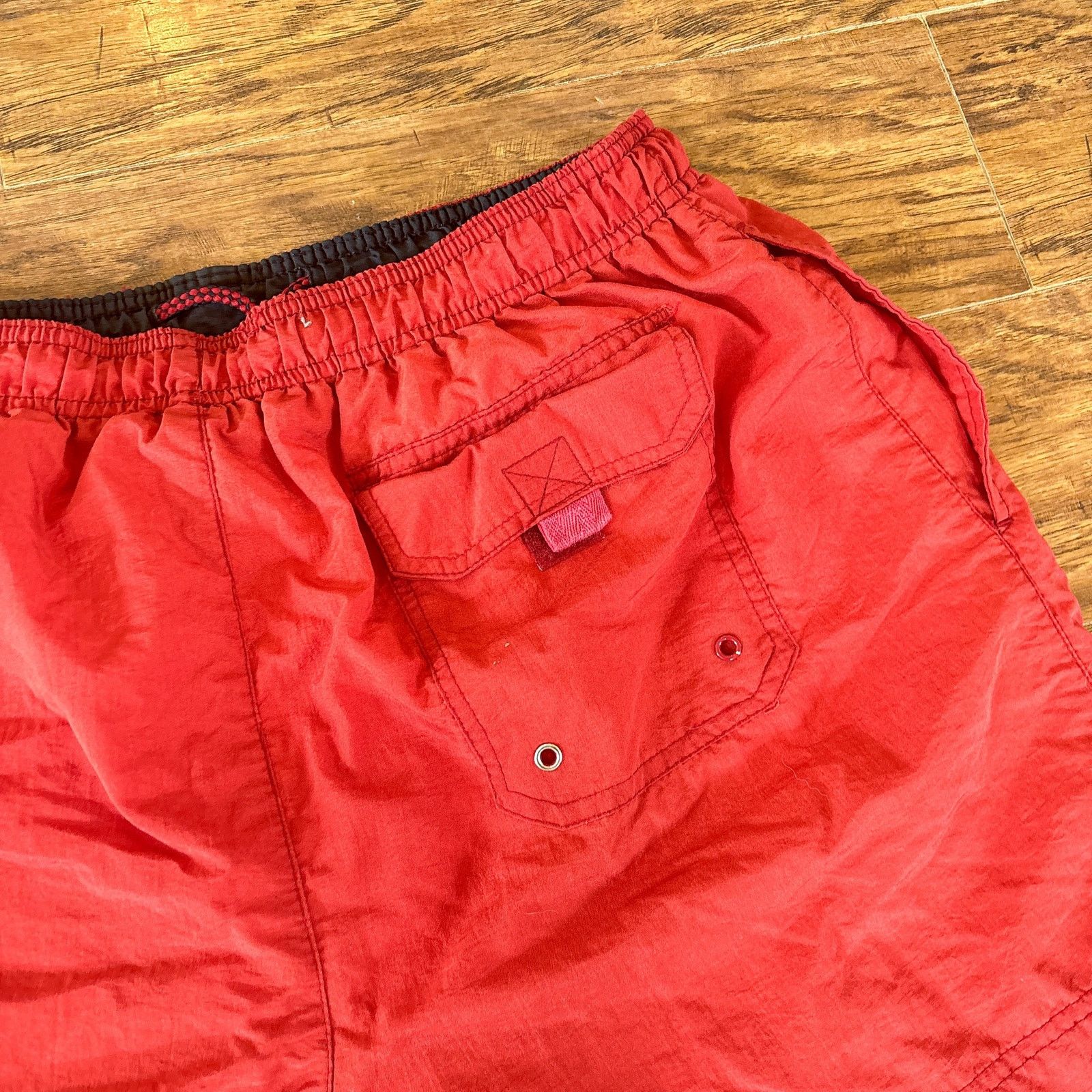 Vintage Vintage Extreme Limit 90s Red Lined Swim Trunks Medium Size US 34 / EU 50 - 3 Thumbnail