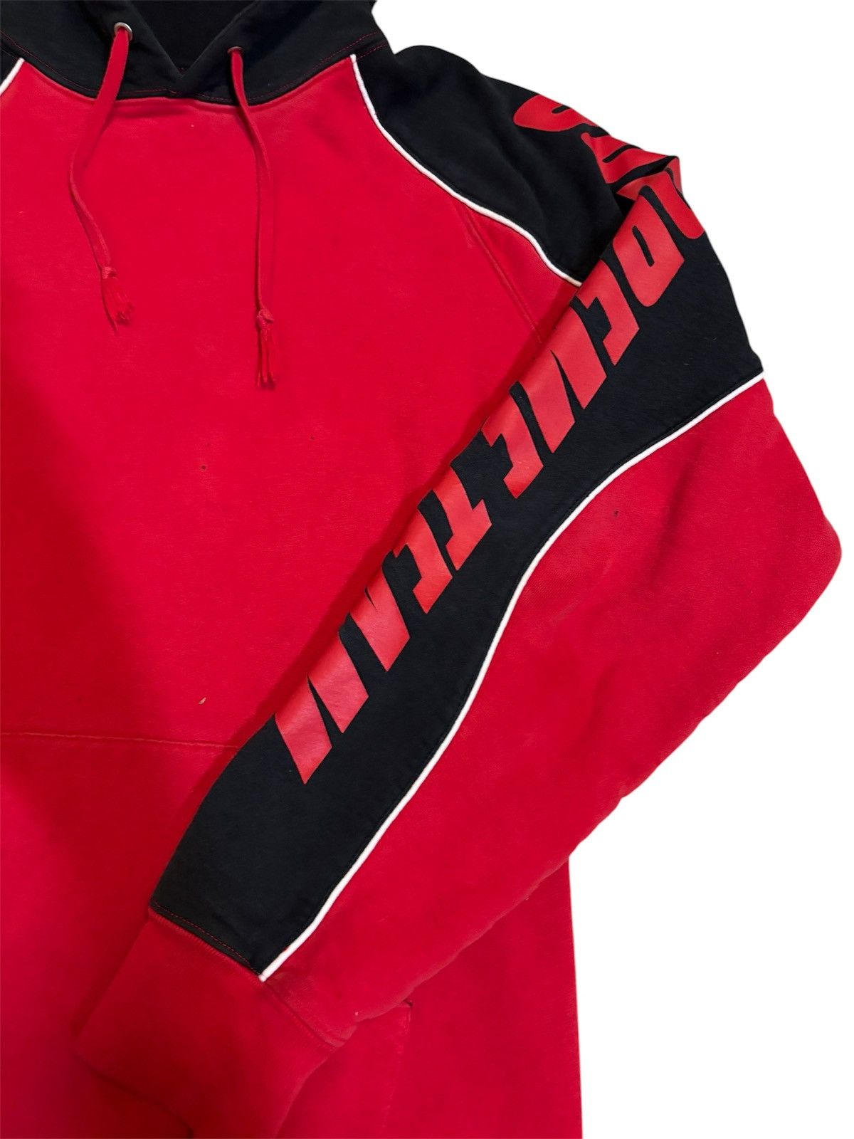 Supreme Supreme Red Black Sleeve Logo Hoodie Size US M / EU 48-50 / 2 - 2 Thumbnail